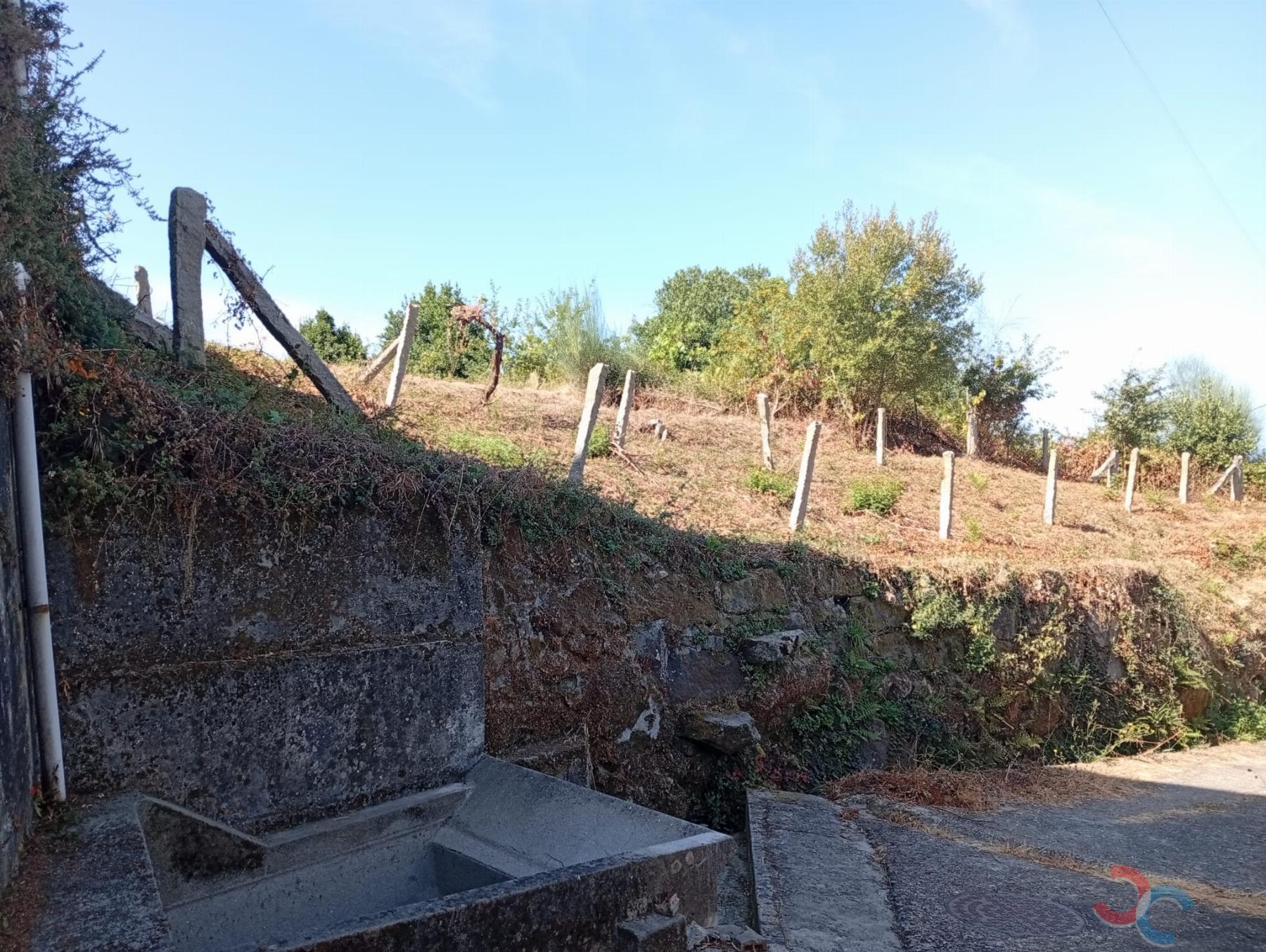 Venta de terreno en Marín