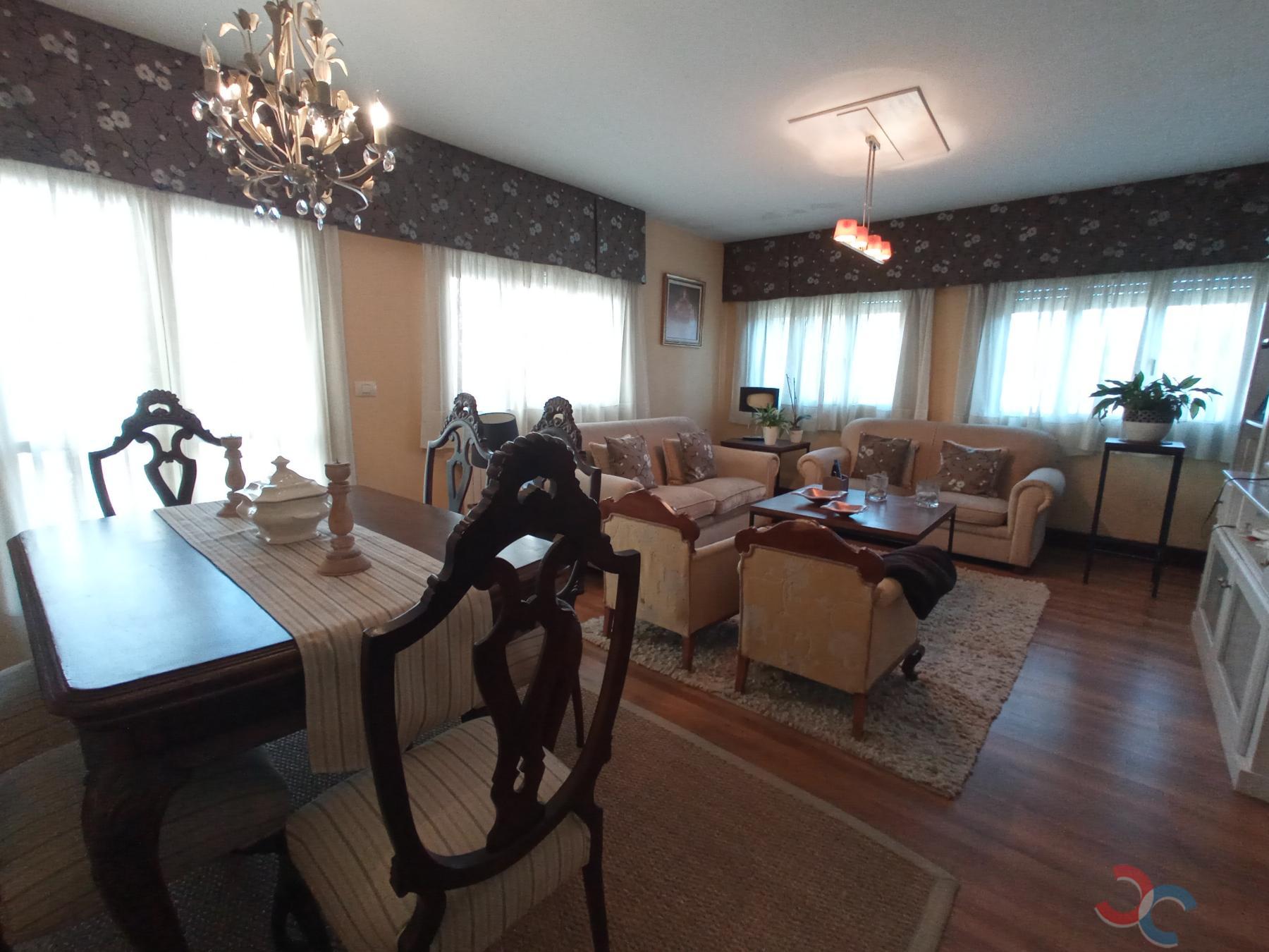 Venta de casa en Marín