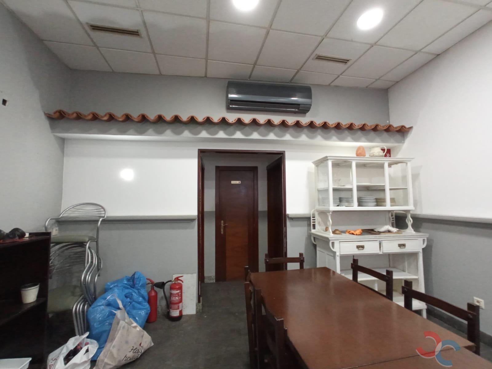 For rent of commercial in Marín
