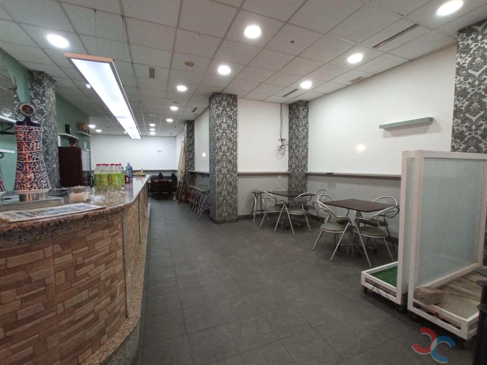 For rent of commercial in Marín