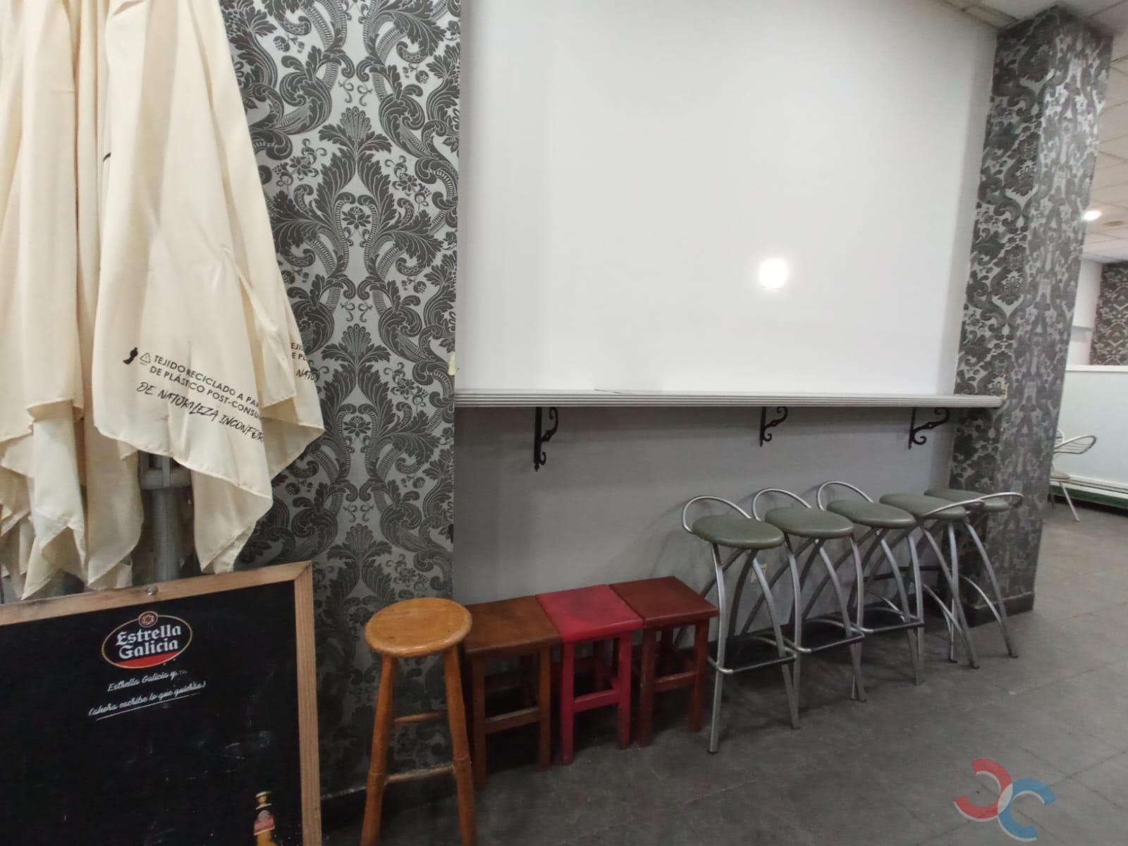 For rent of commercial in Marín