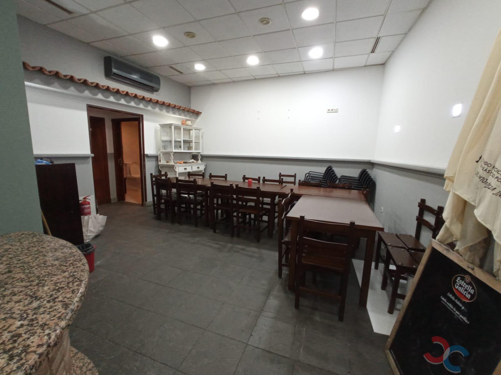 For rent of commercial in Marín