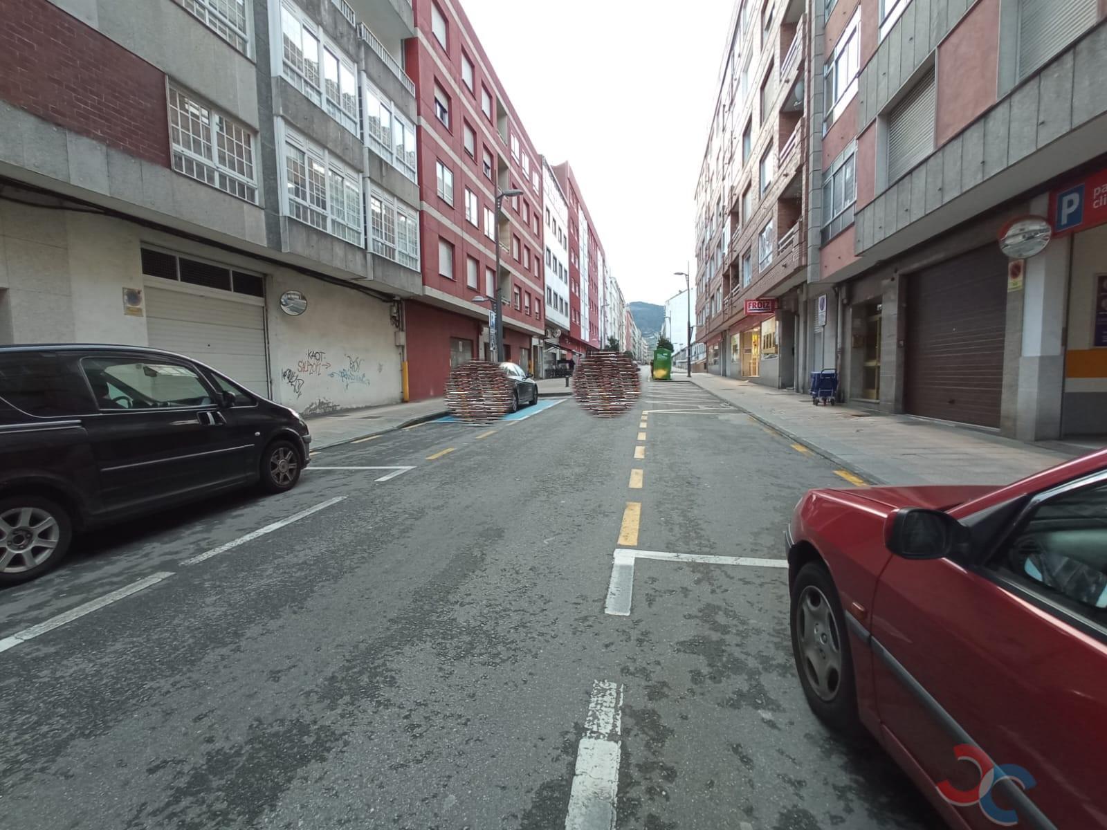 For rent of commercial in Marín