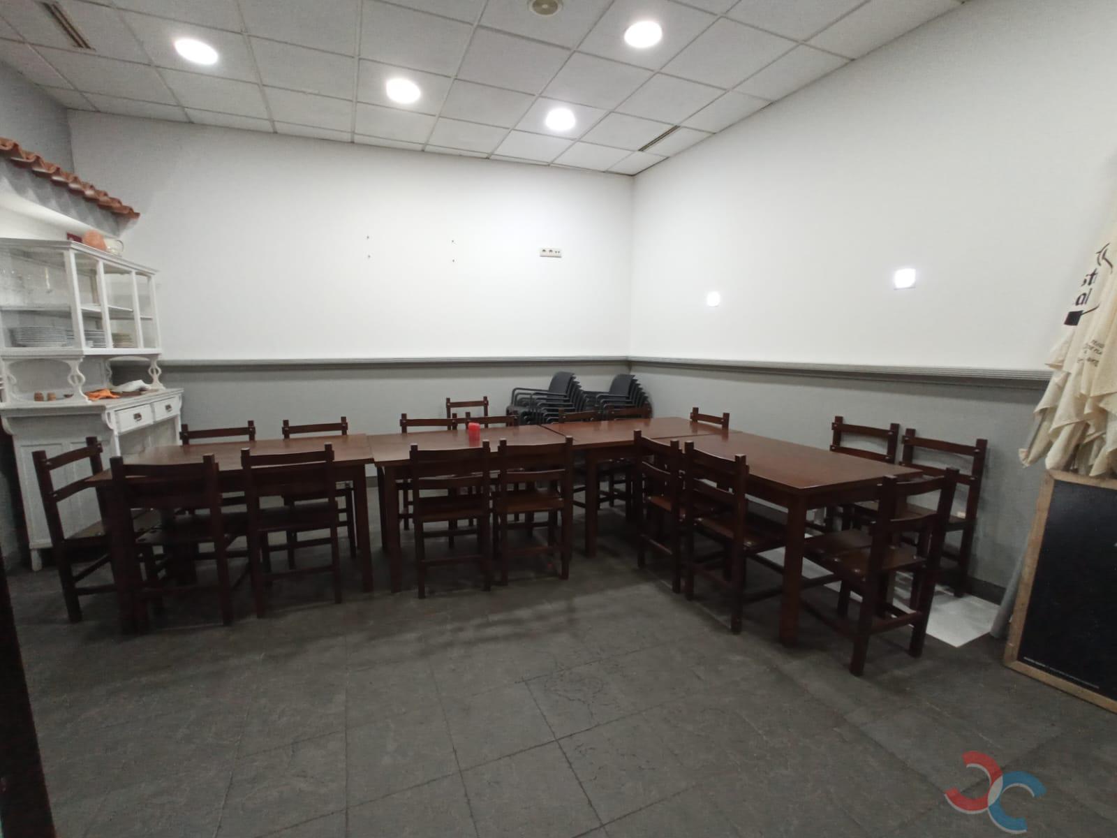 For rent of commercial in Marín