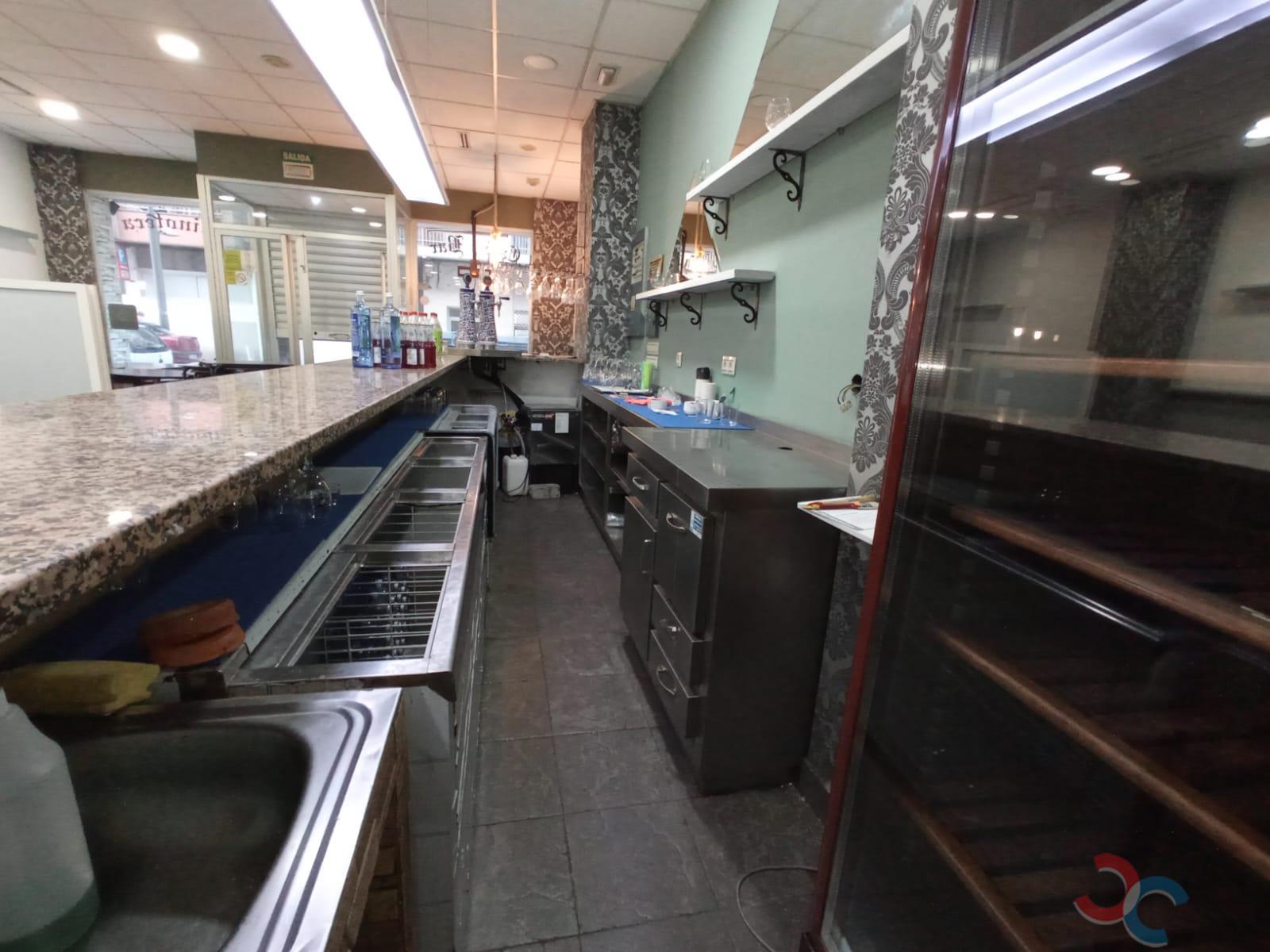For rent of commercial in Marín