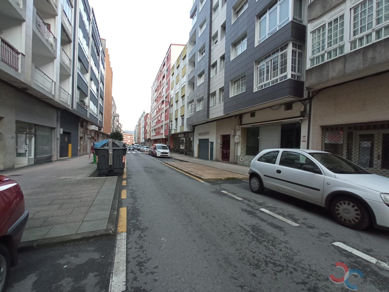 For rent of commercial in Marín