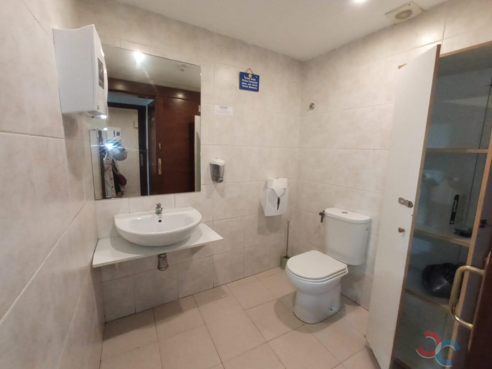 For rent of commercial in Marín
