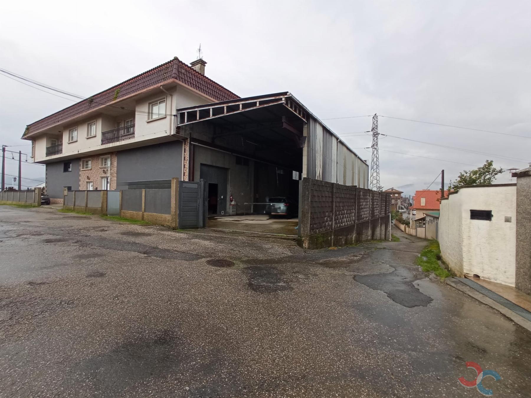 For rent of industrial plant/warehouse in Vilaboa