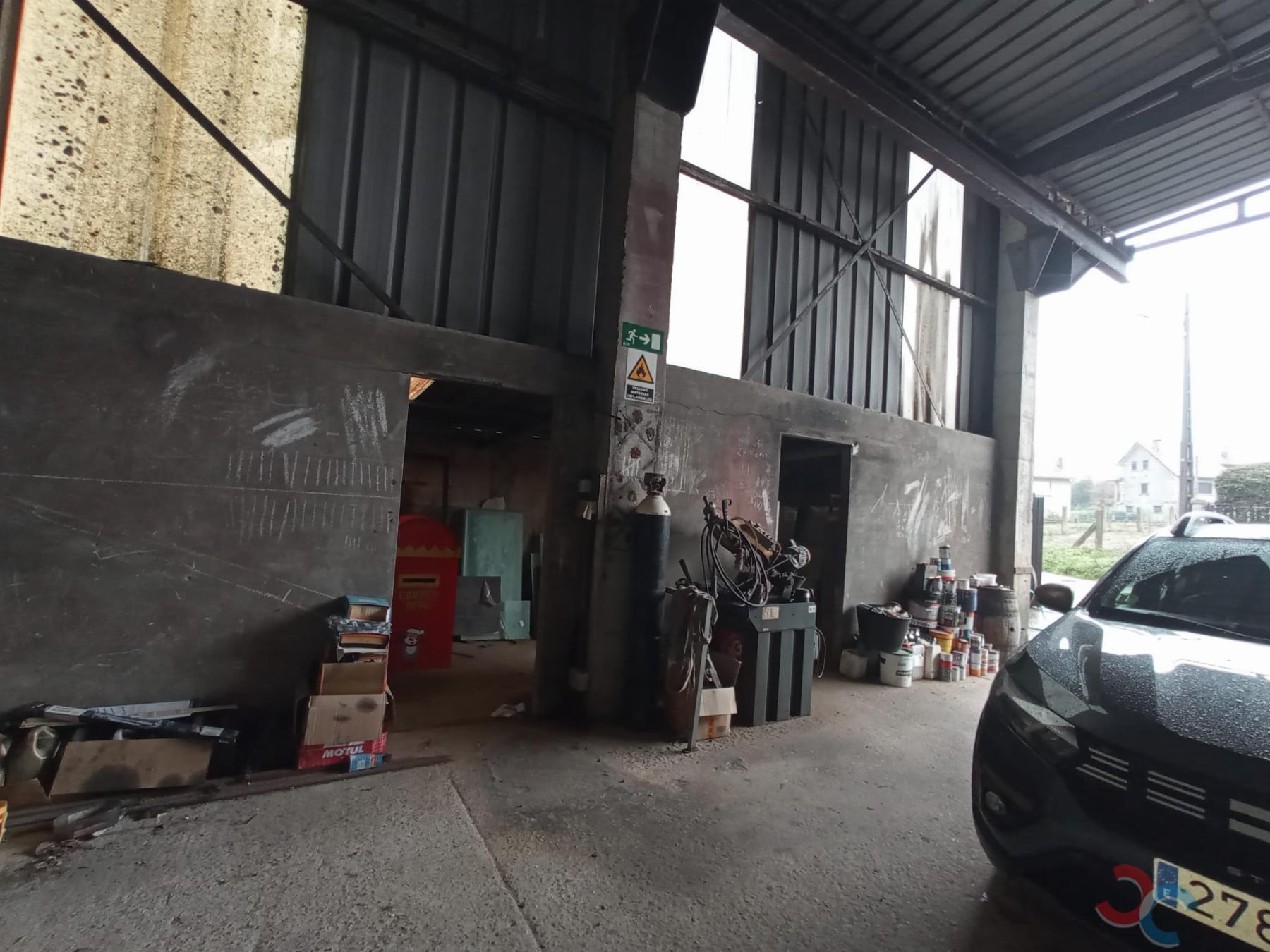 For rent of industrial plant/warehouse in Vilaboa