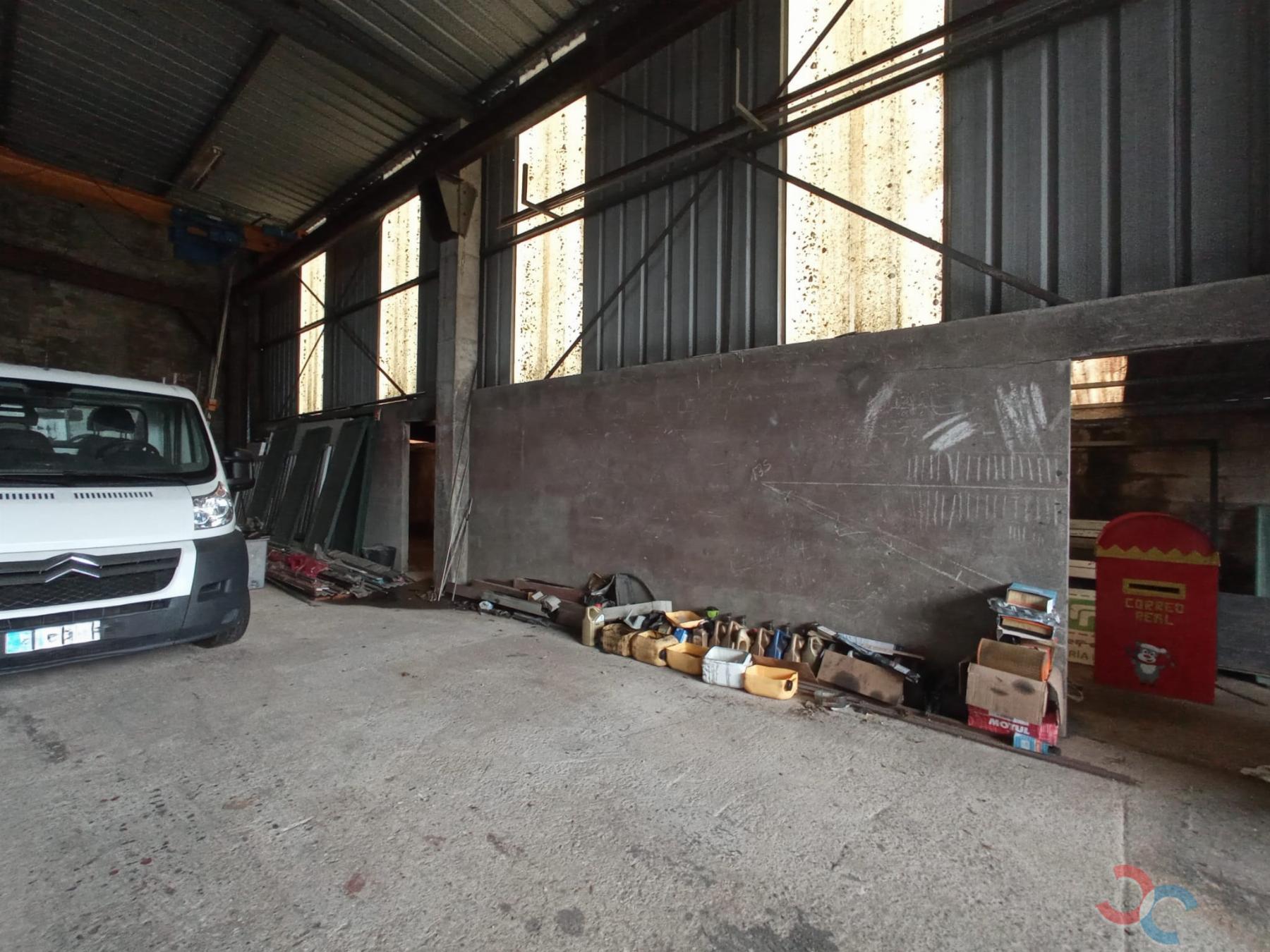 For rent of industrial plant/warehouse in Vilaboa