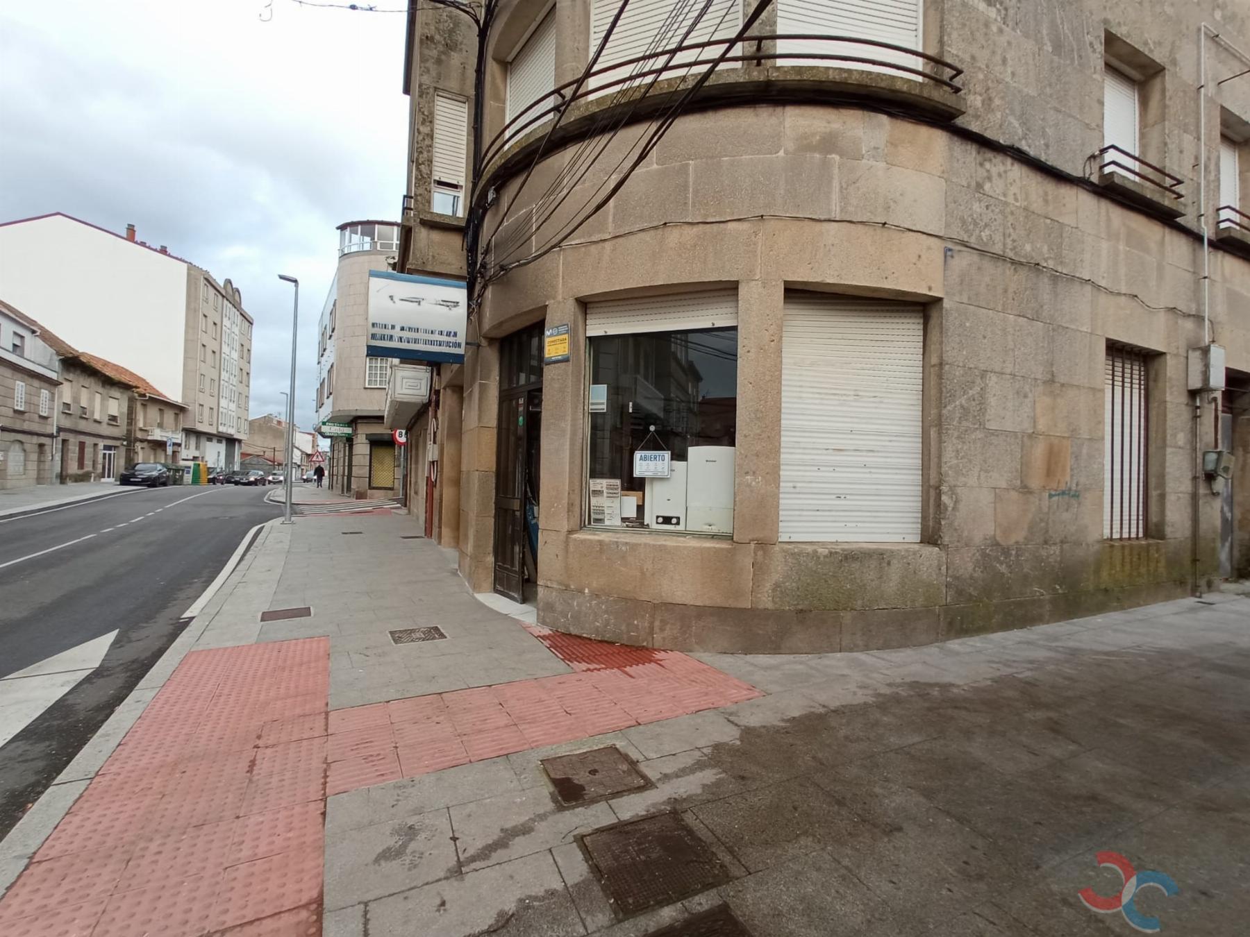 For sale of commercial in Marín