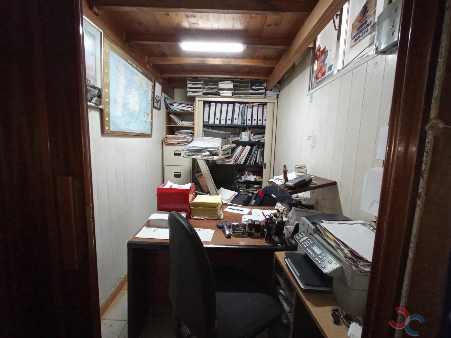 For sale of commercial in Marín