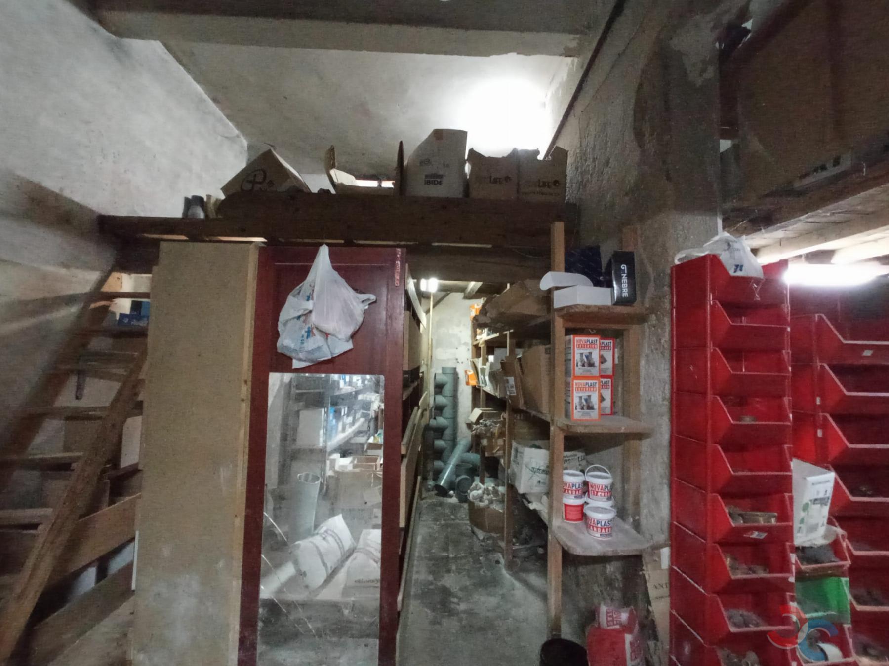 For sale of commercial in Marín