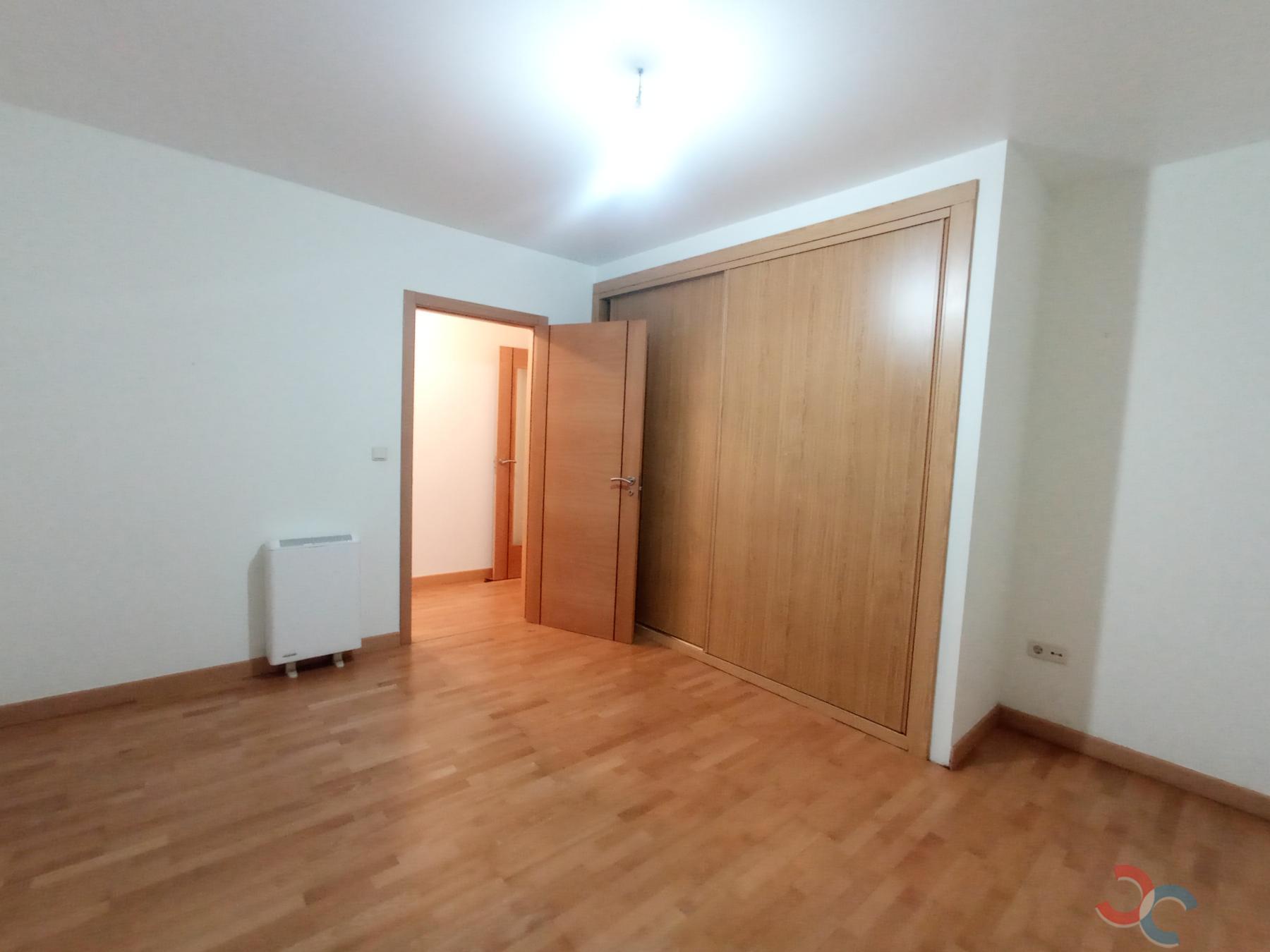 For sale of flat in Marín