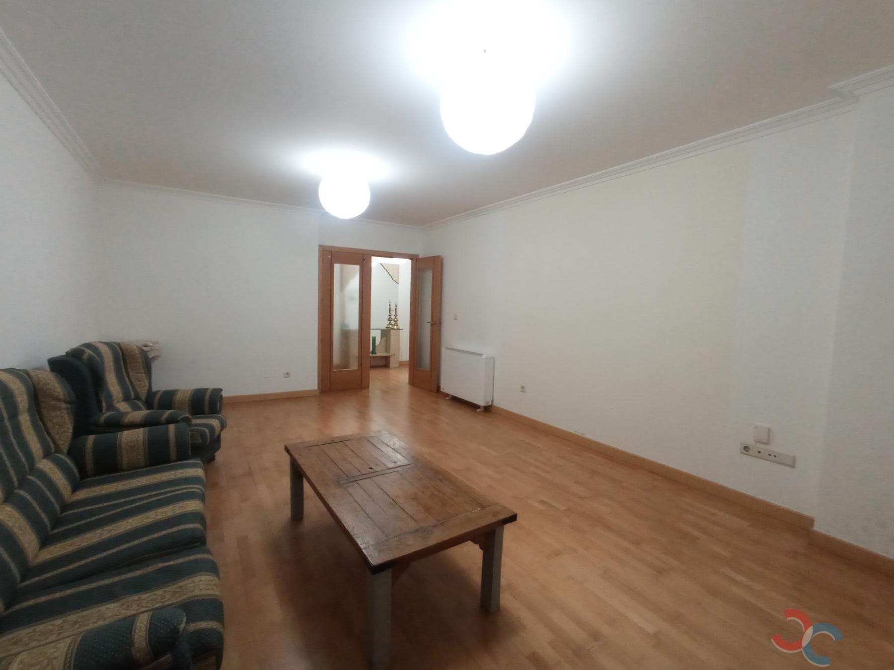 For sale of flat in Marín