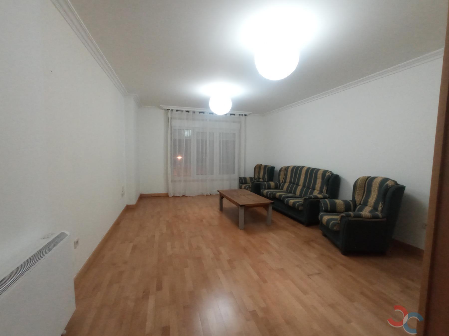 For sale of flat in Marín