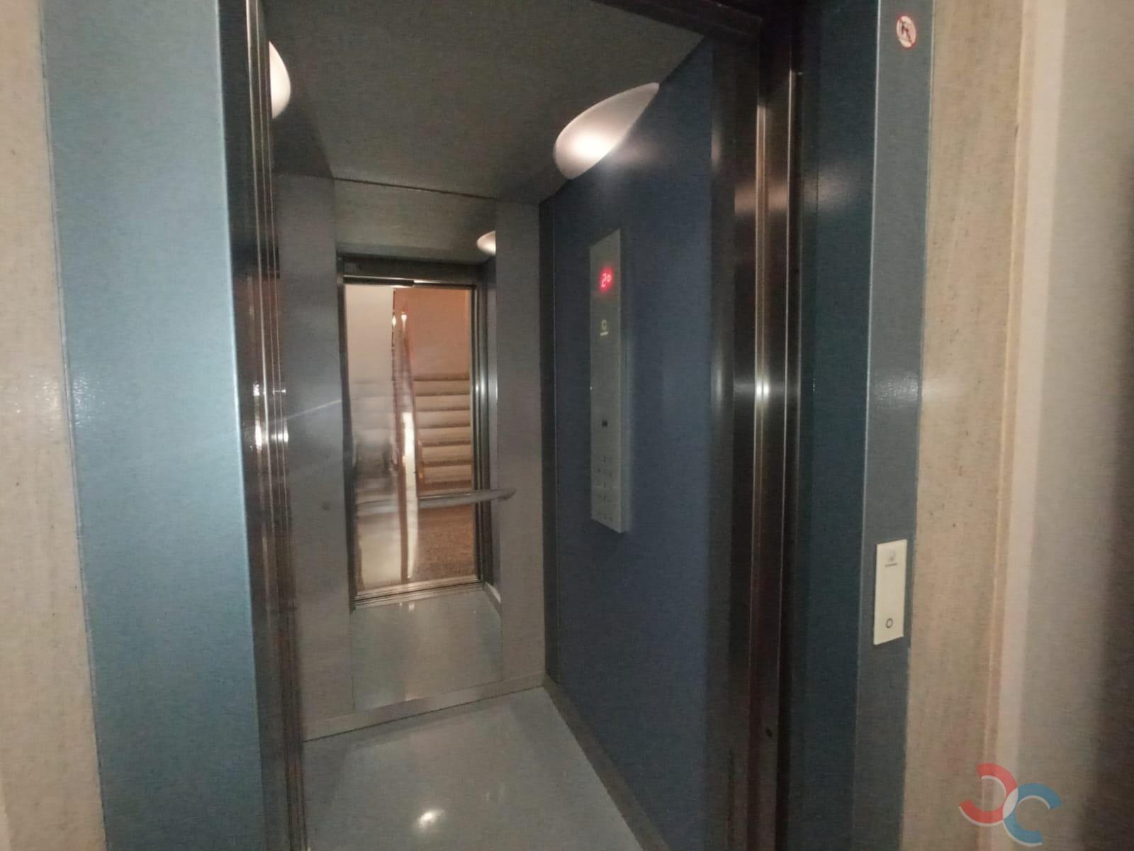For sale of flat in Marín