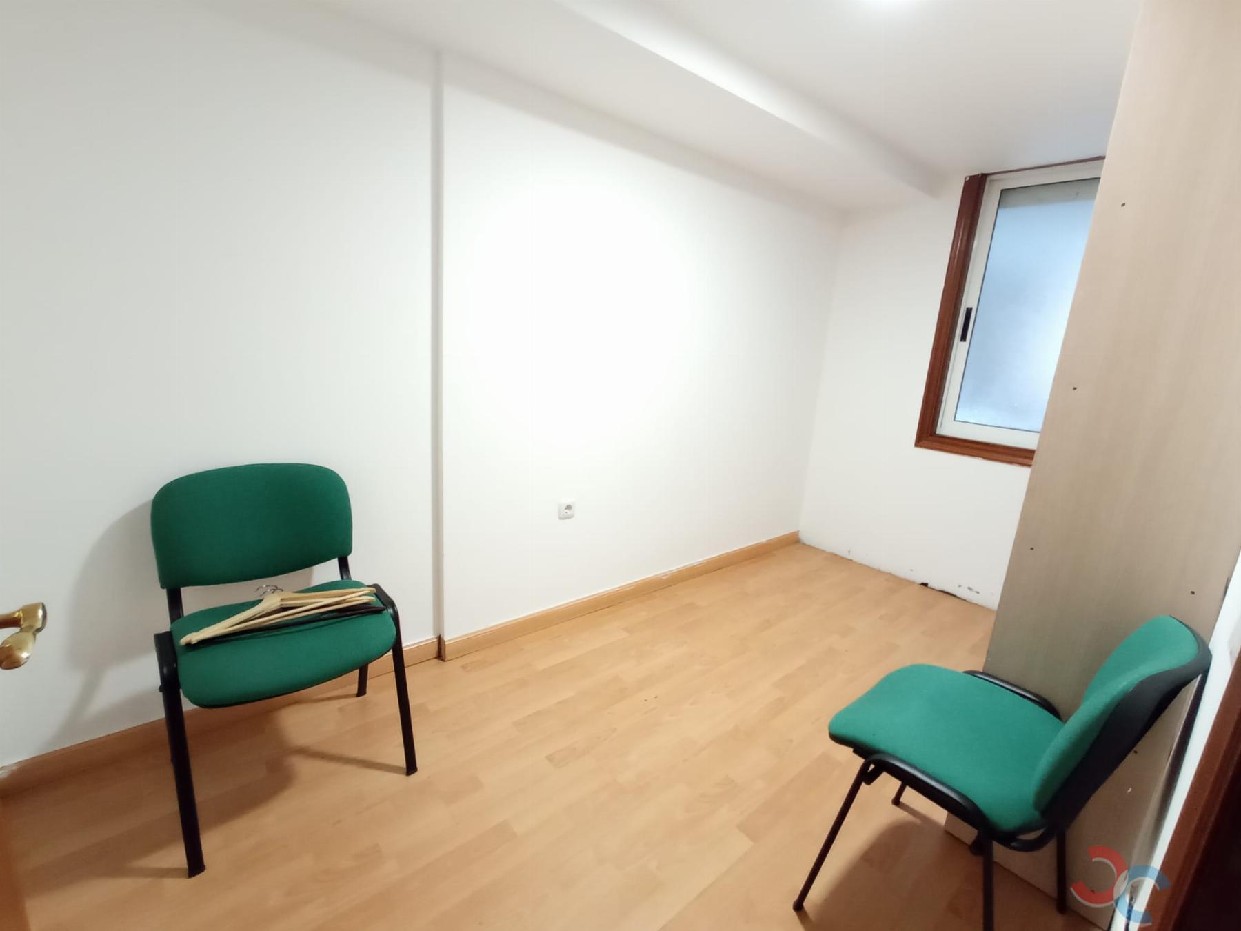 Venta de local comercial en Marín