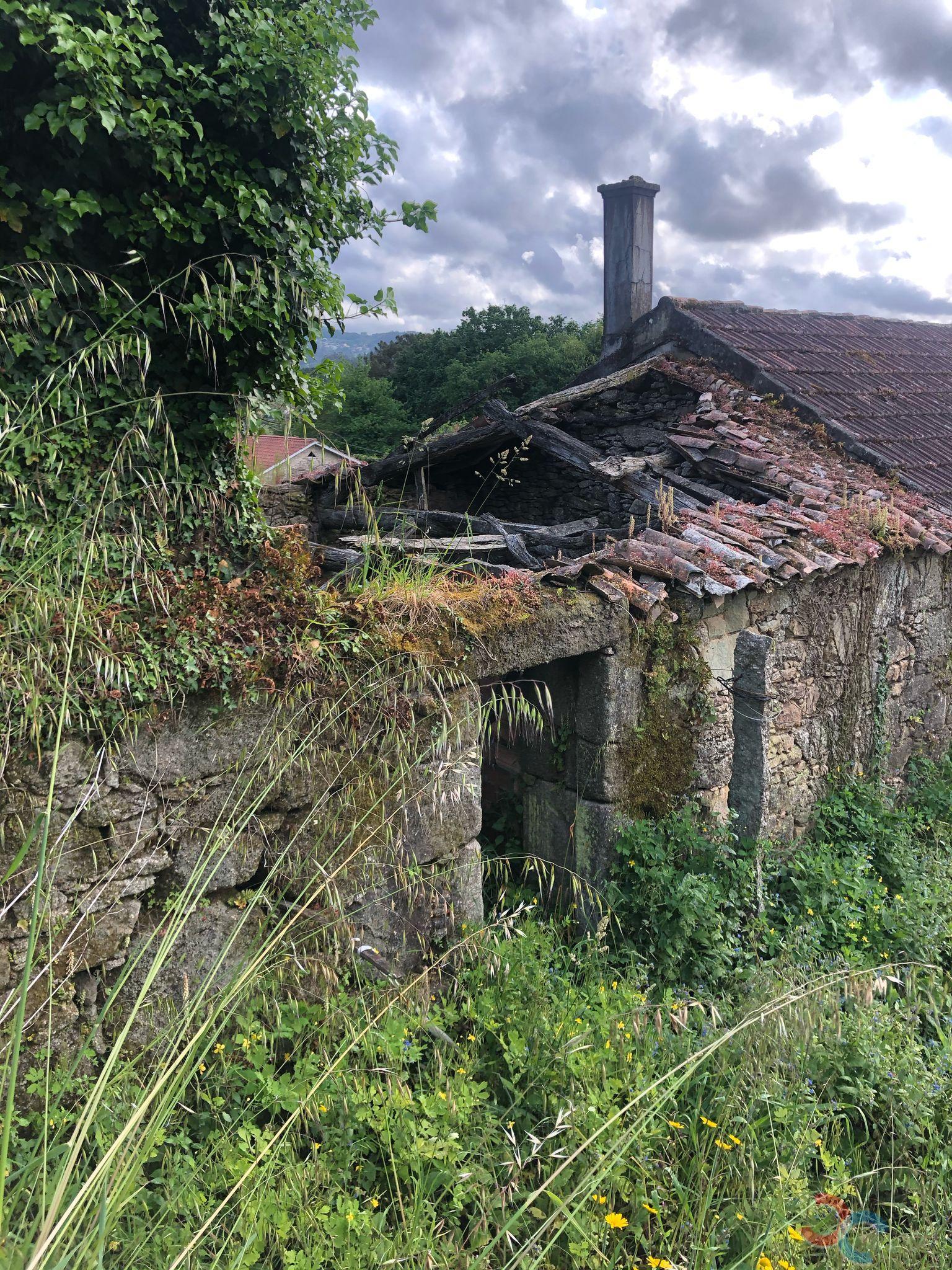 For sale of house in Barro