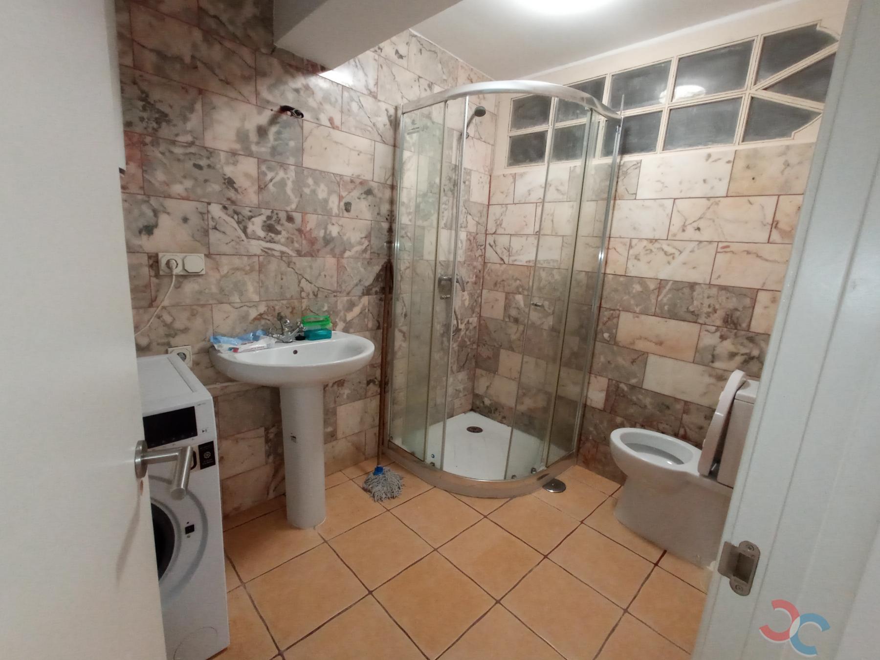 For sale of flat in Poio