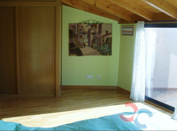 For sale of duplex in Ribeira