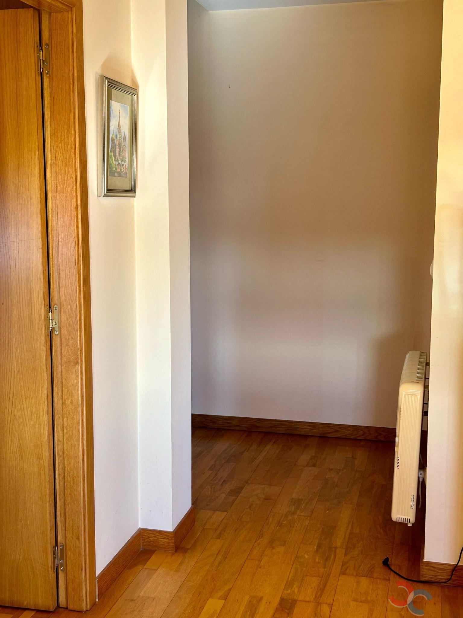 For sale of duplex in Ribeira