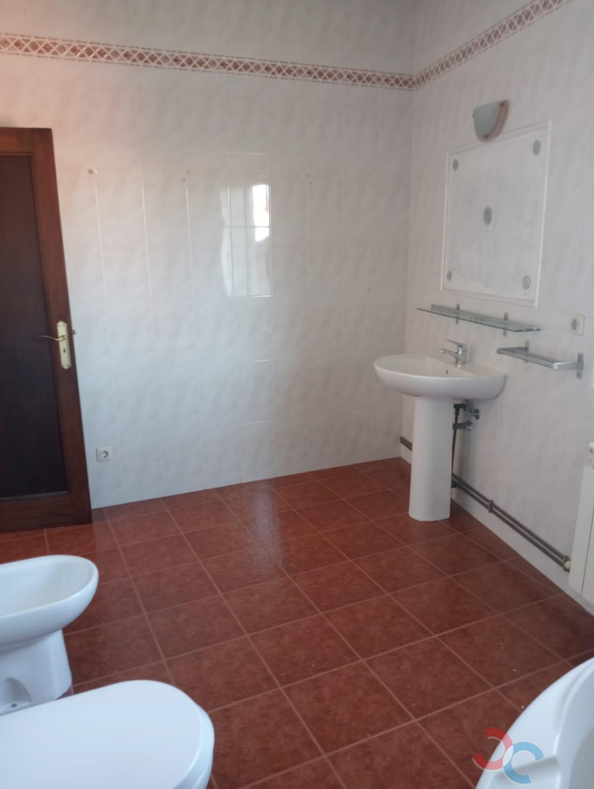 For sale of house in Marín
