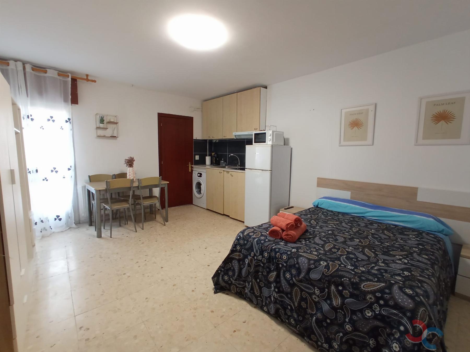 For sale of study in Marín