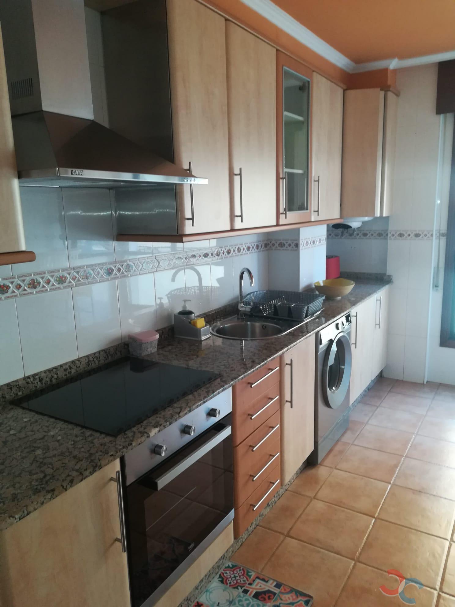 For sale of flat in Cangas