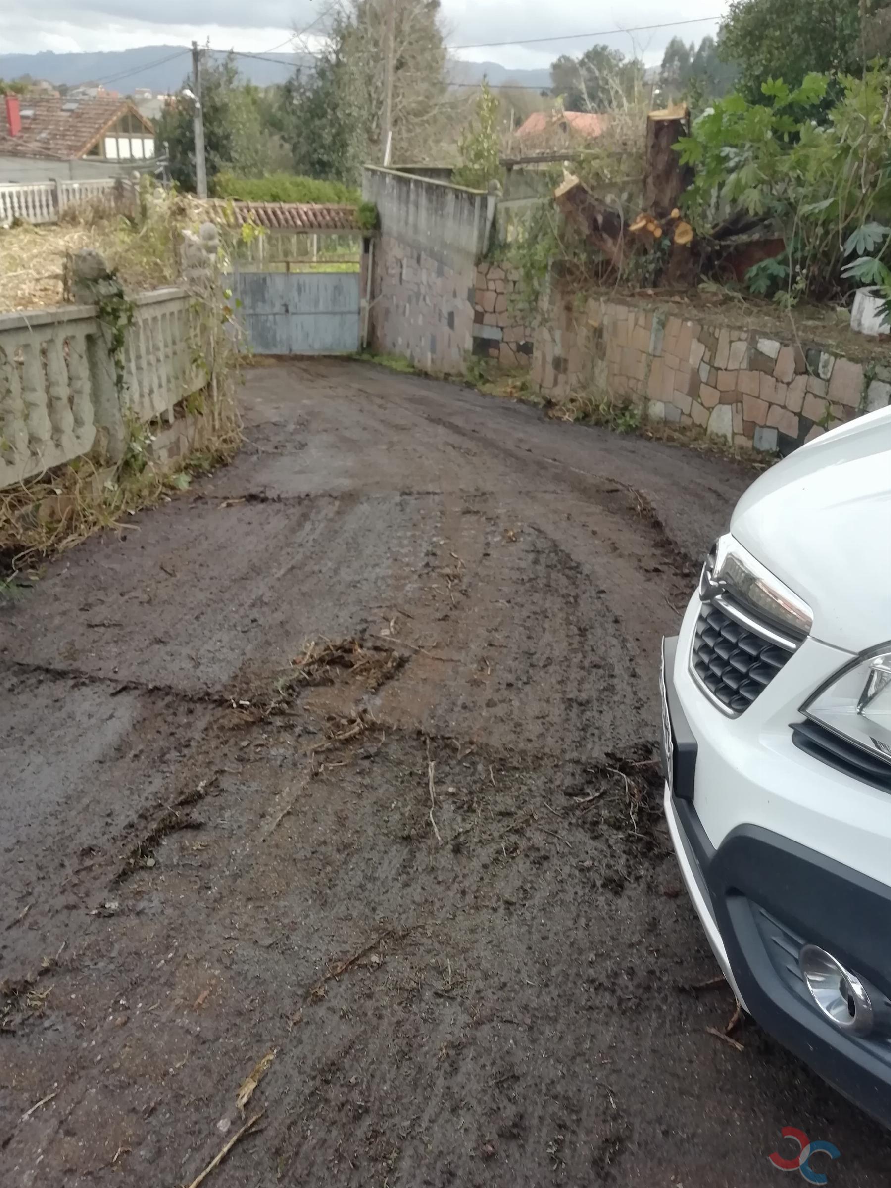 For sale of land in Bueu