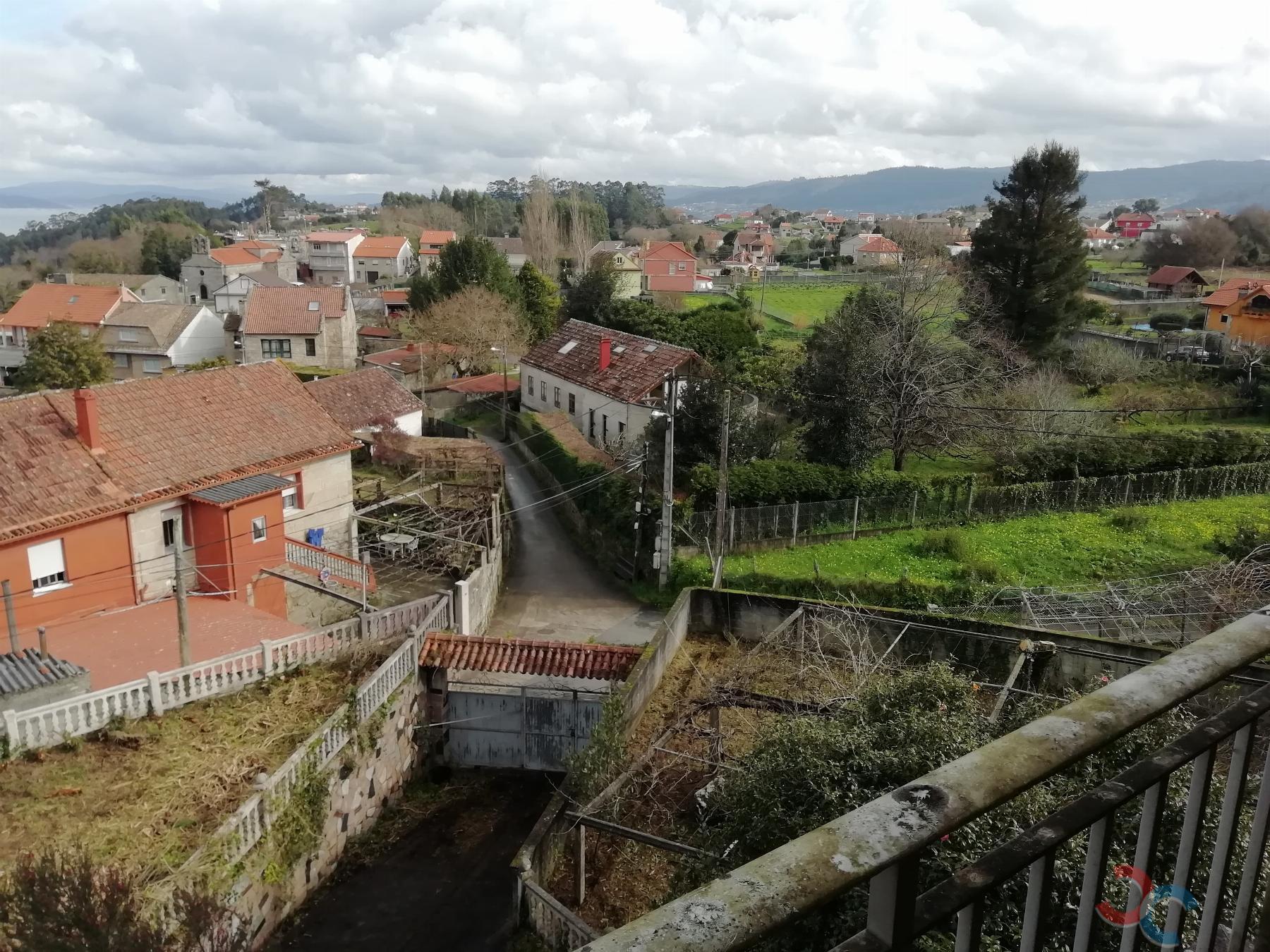 For sale of land in Bueu