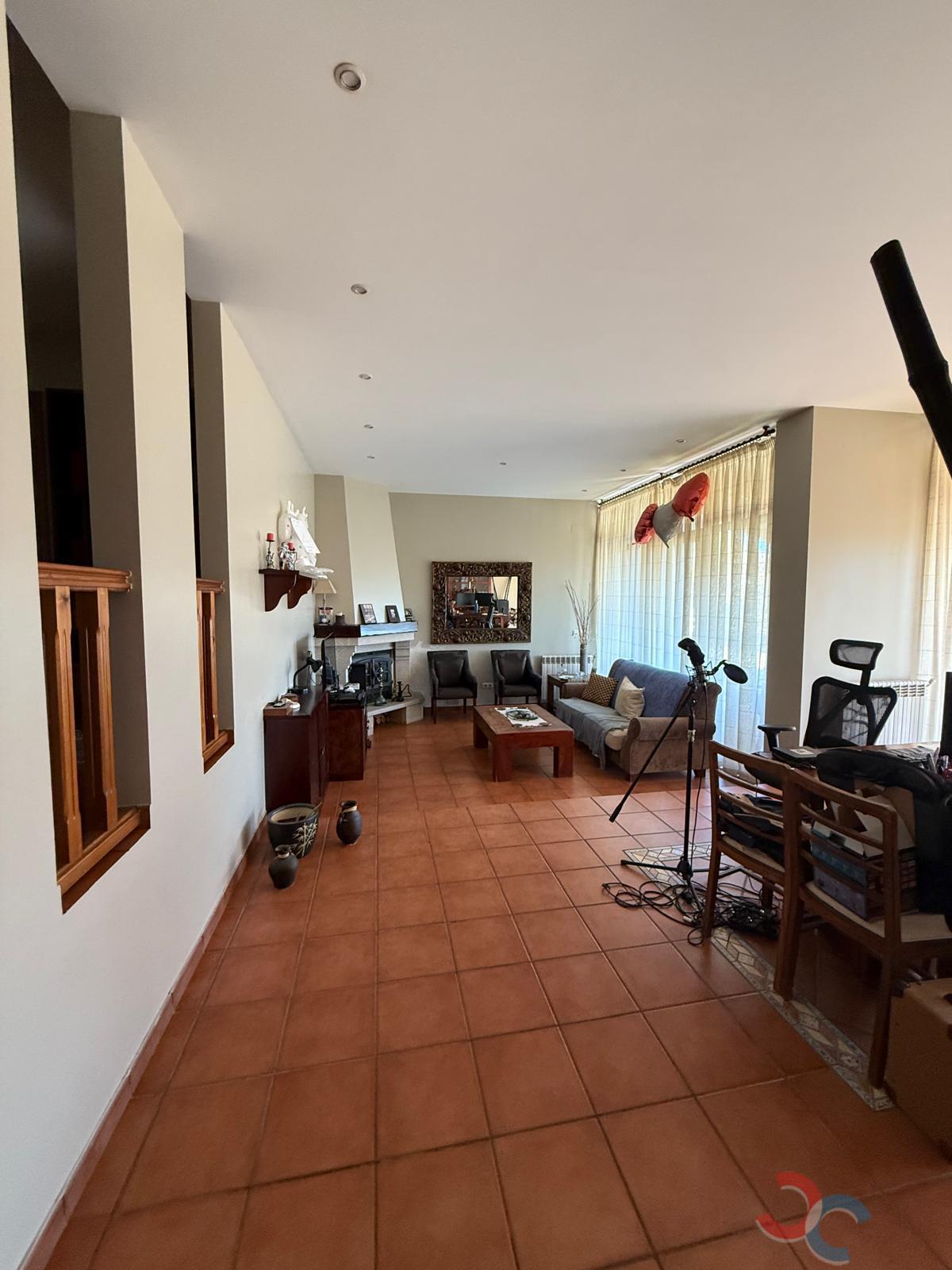 For sale of chalet in Pontevedra