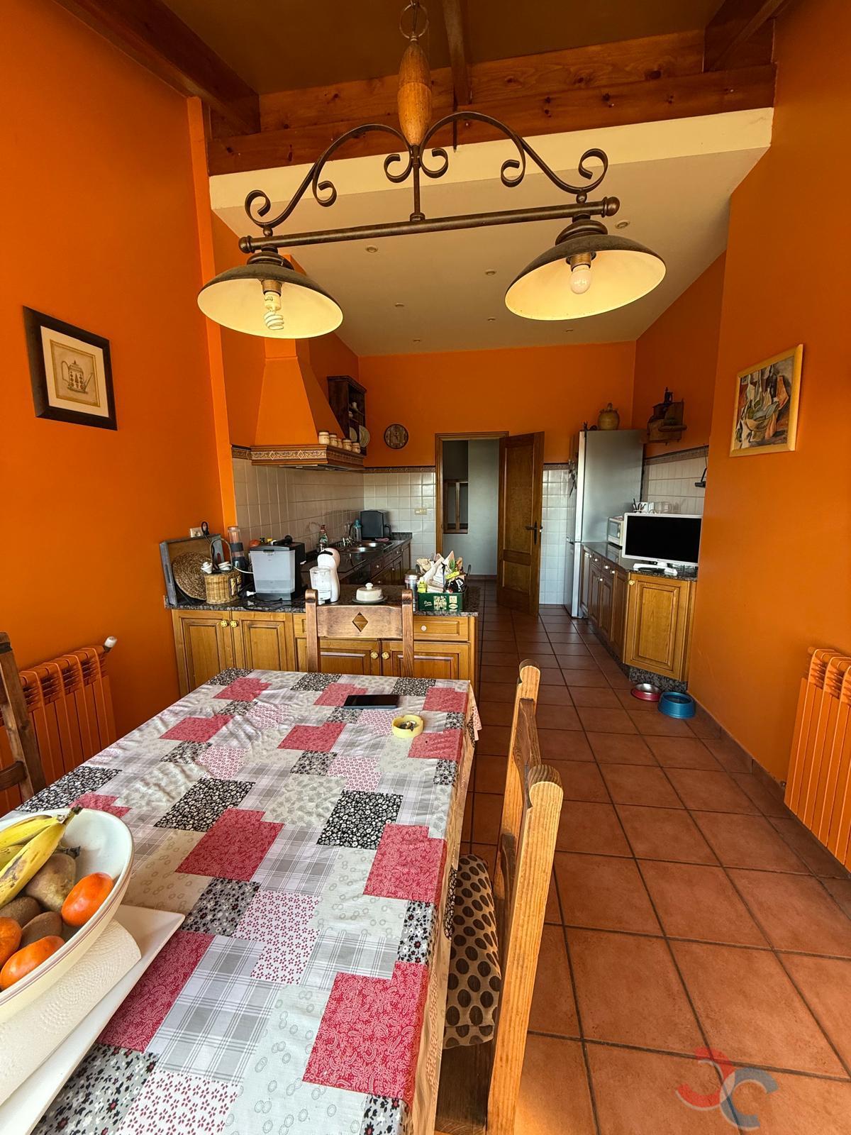 For sale of chalet in Pontevedra