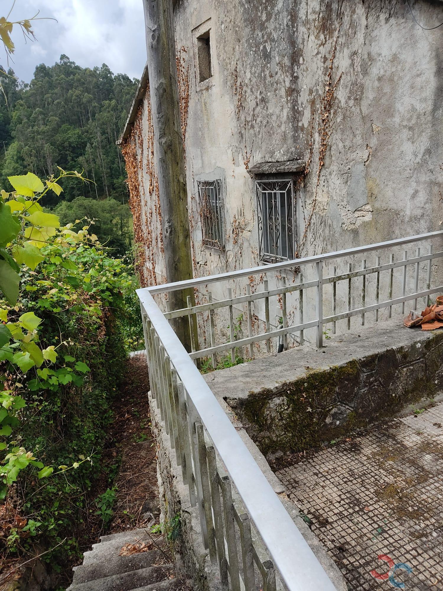 For sale of house in Cerdedo