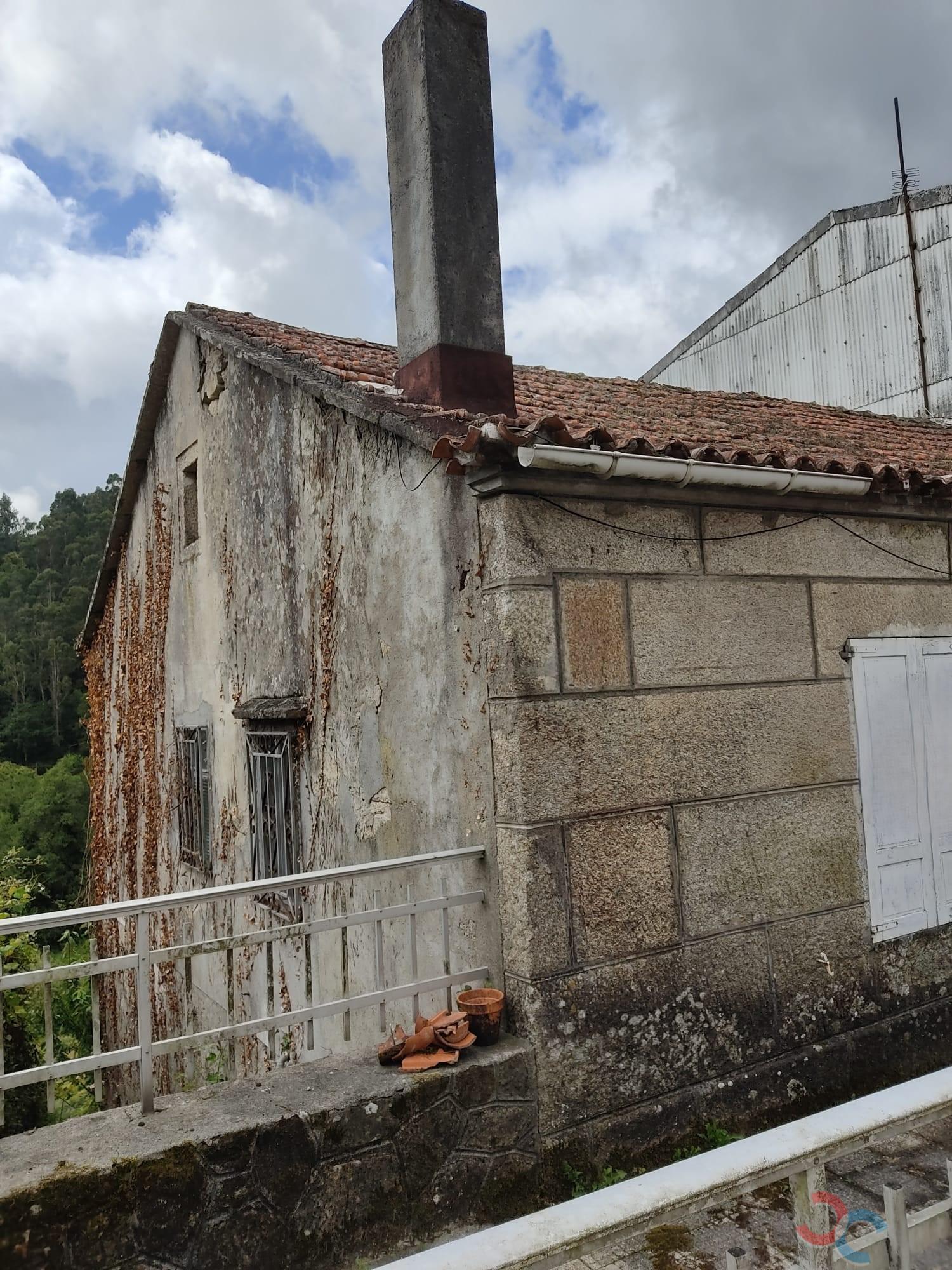 For sale of house in Cerdedo