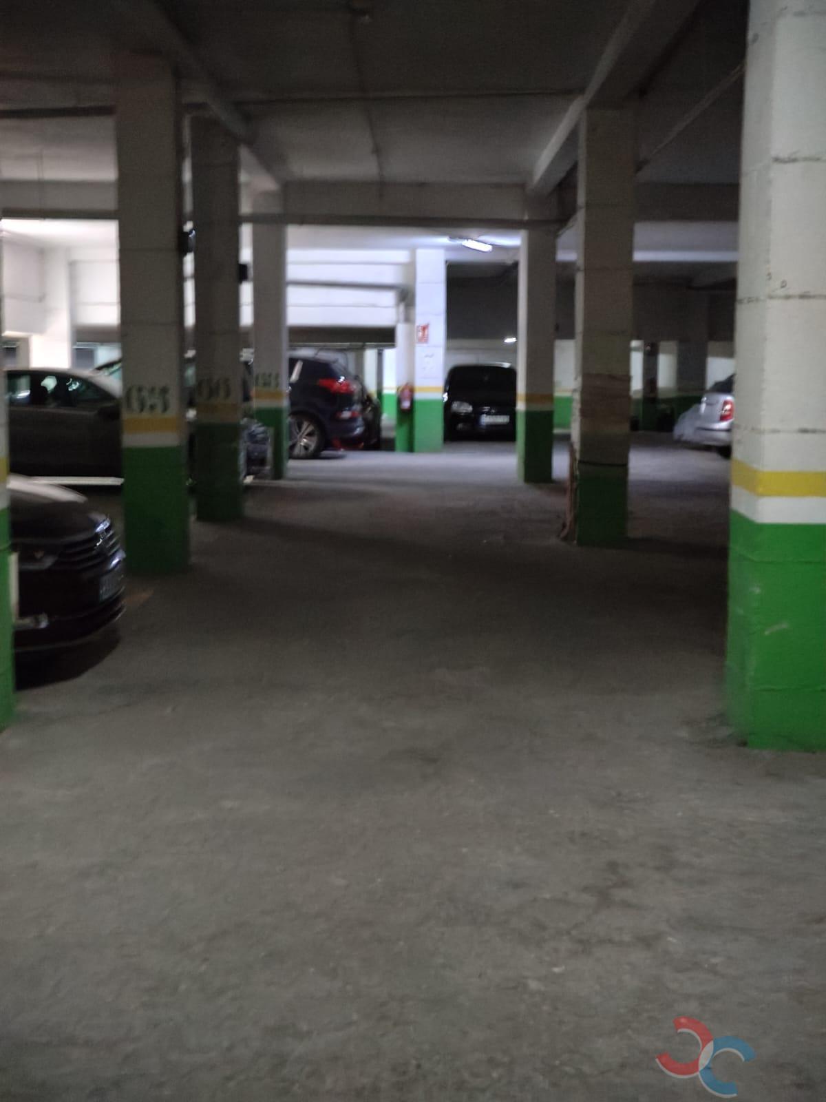 For sale of garage in Marín