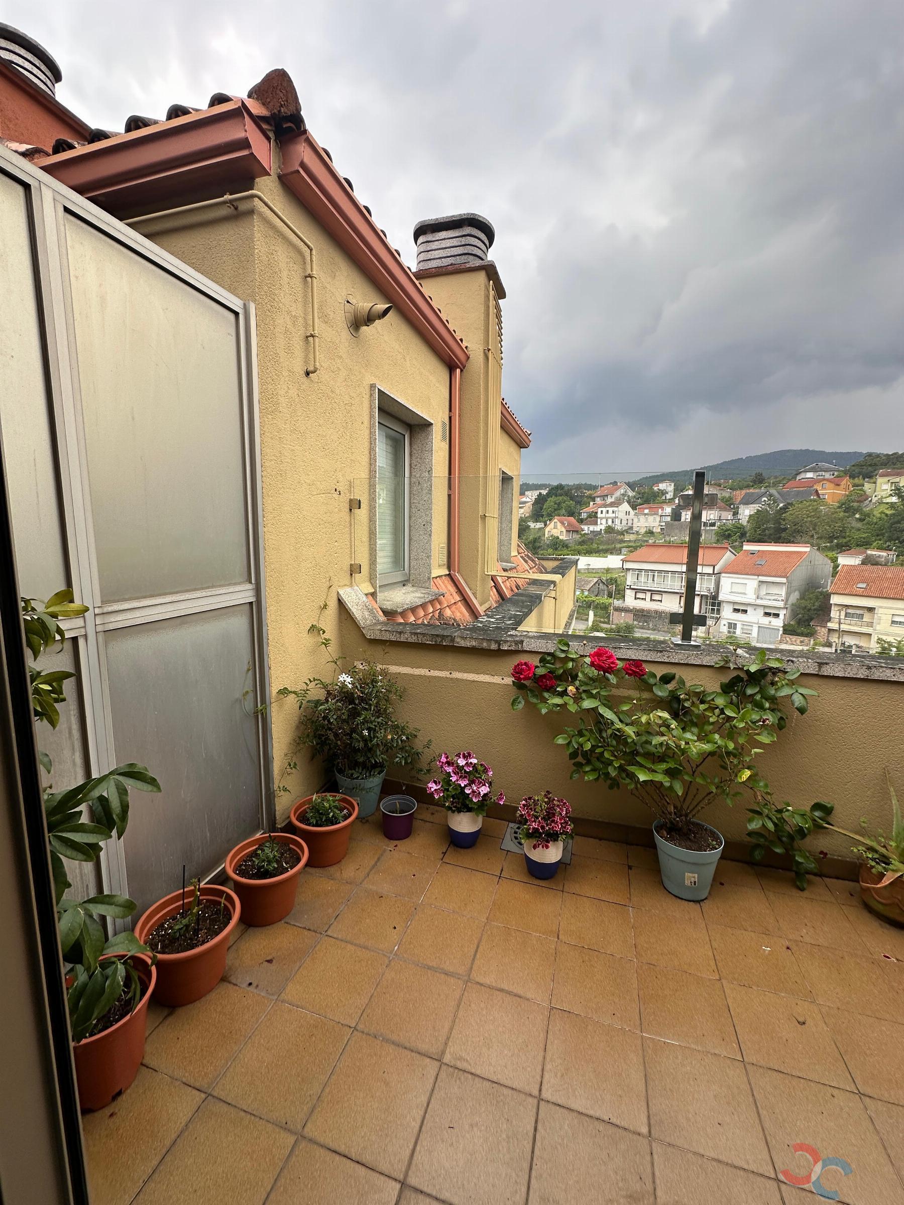 For sale of flat in Vilagarcía de Arousa