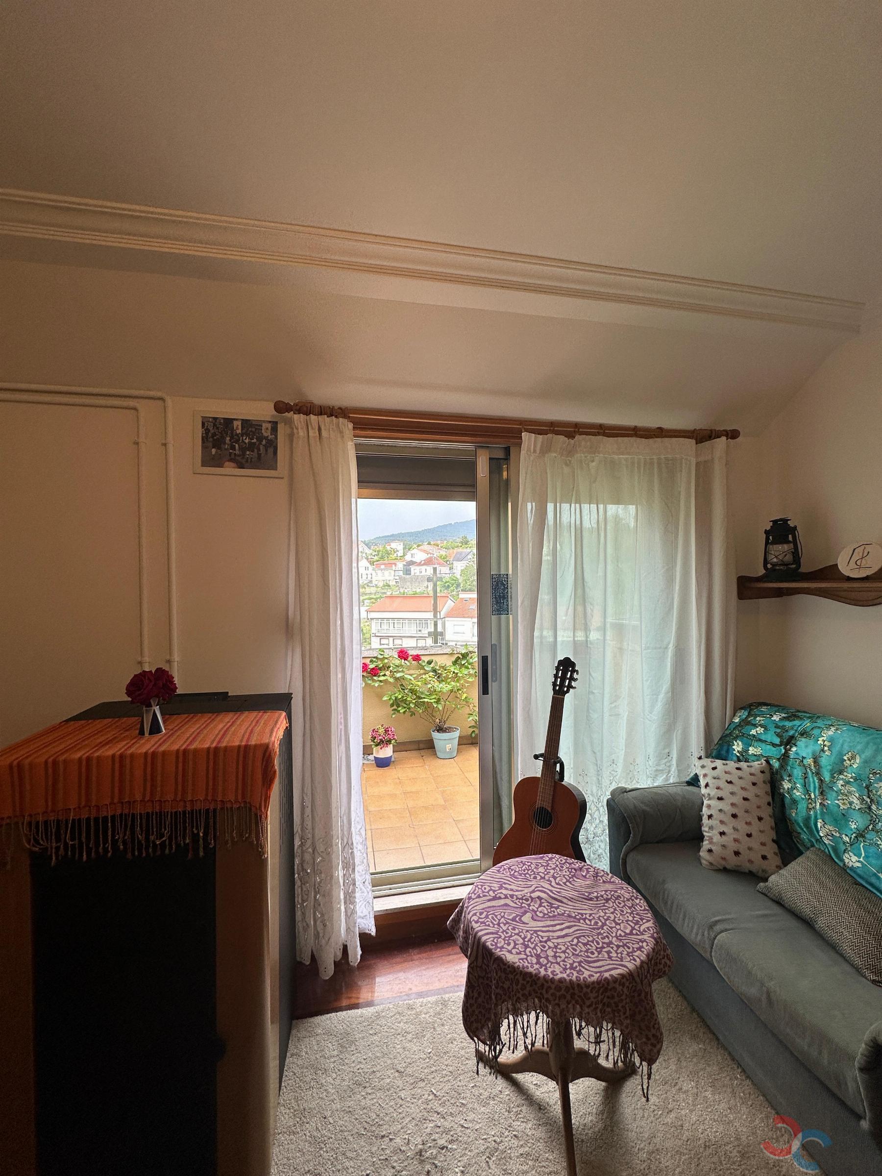 For sale of flat in Vilagarcía de Arousa