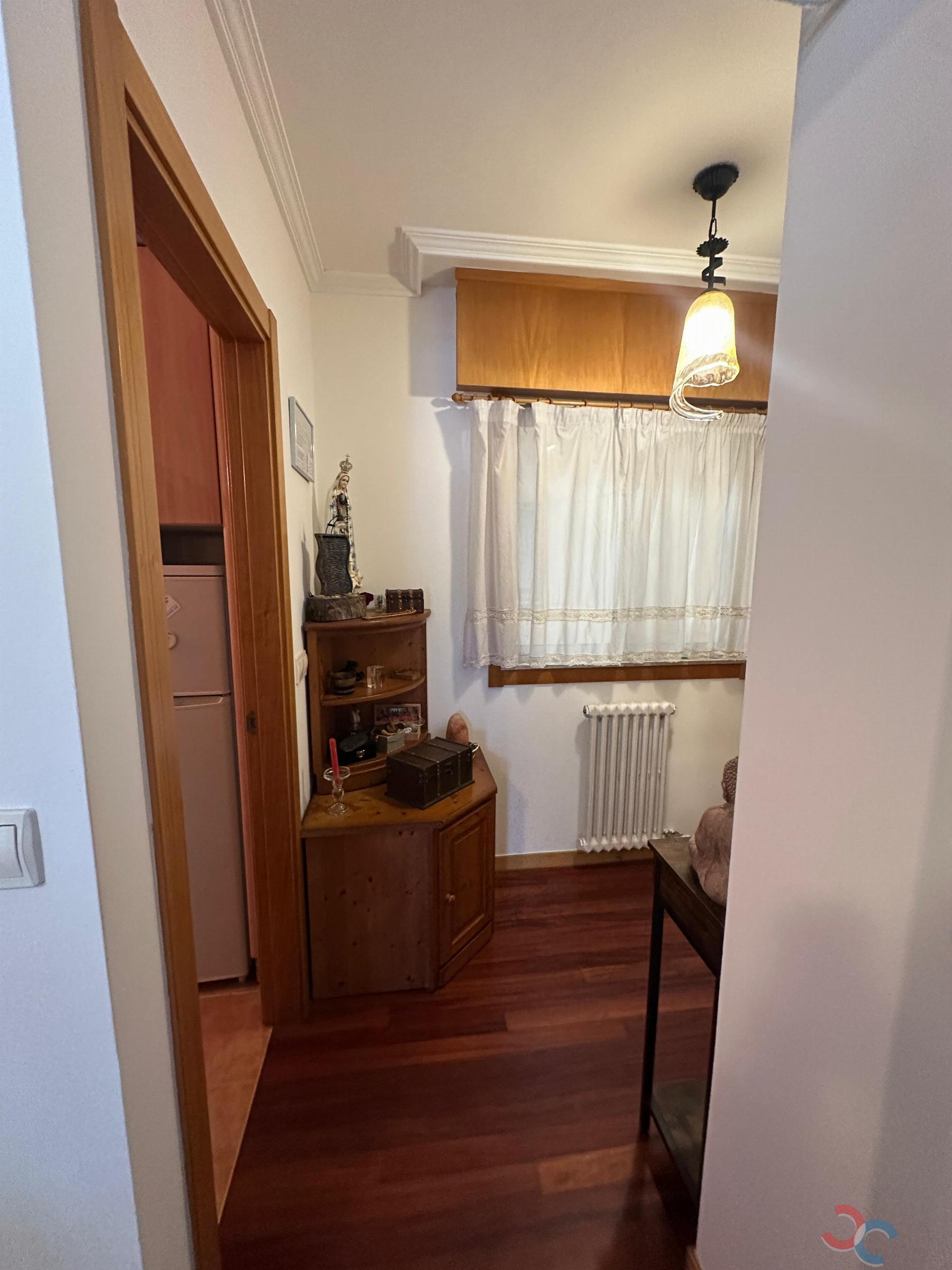 For sale of flat in Vilagarcía de Arousa