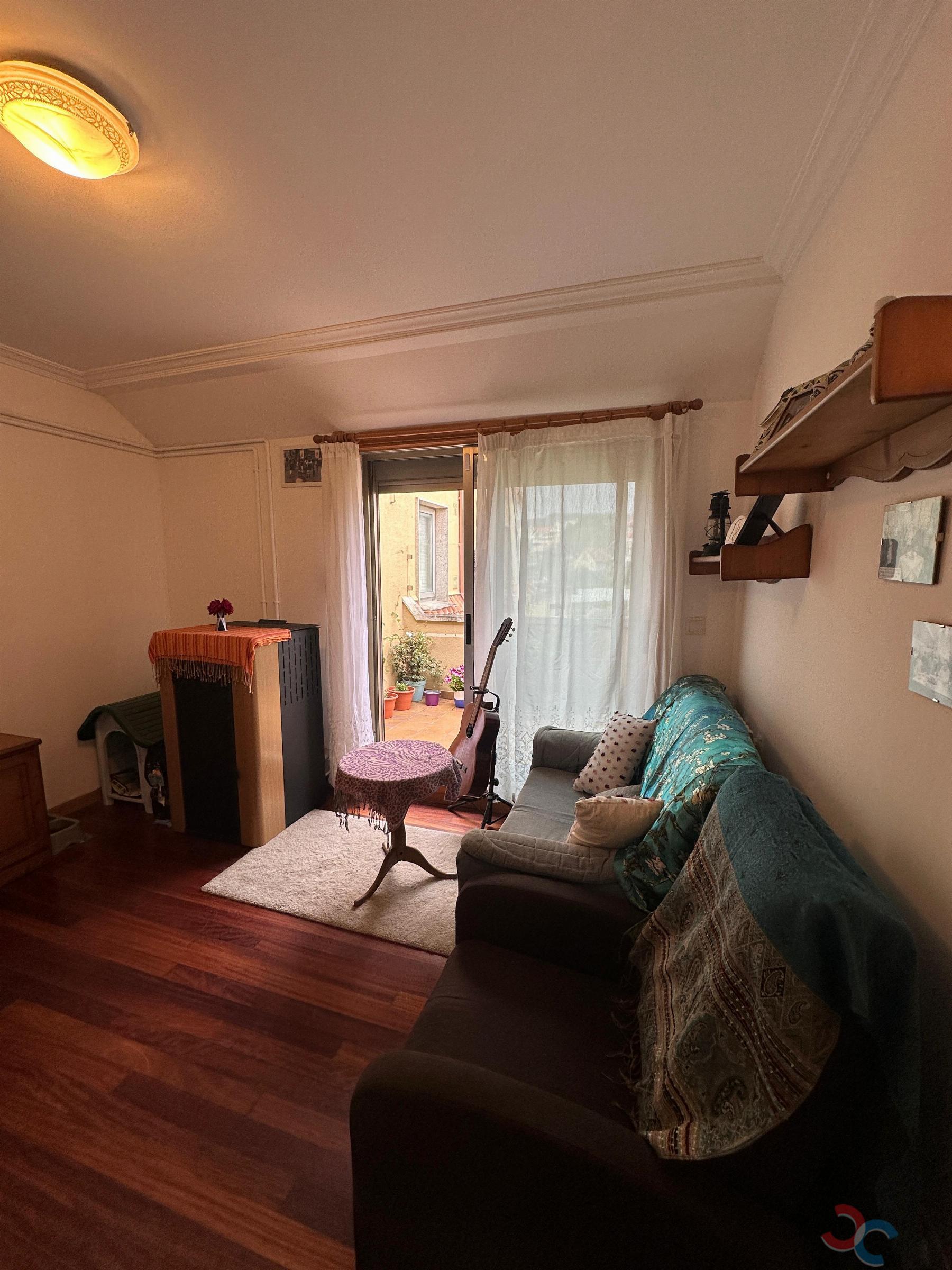For sale of flat in Vilagarcía de Arousa