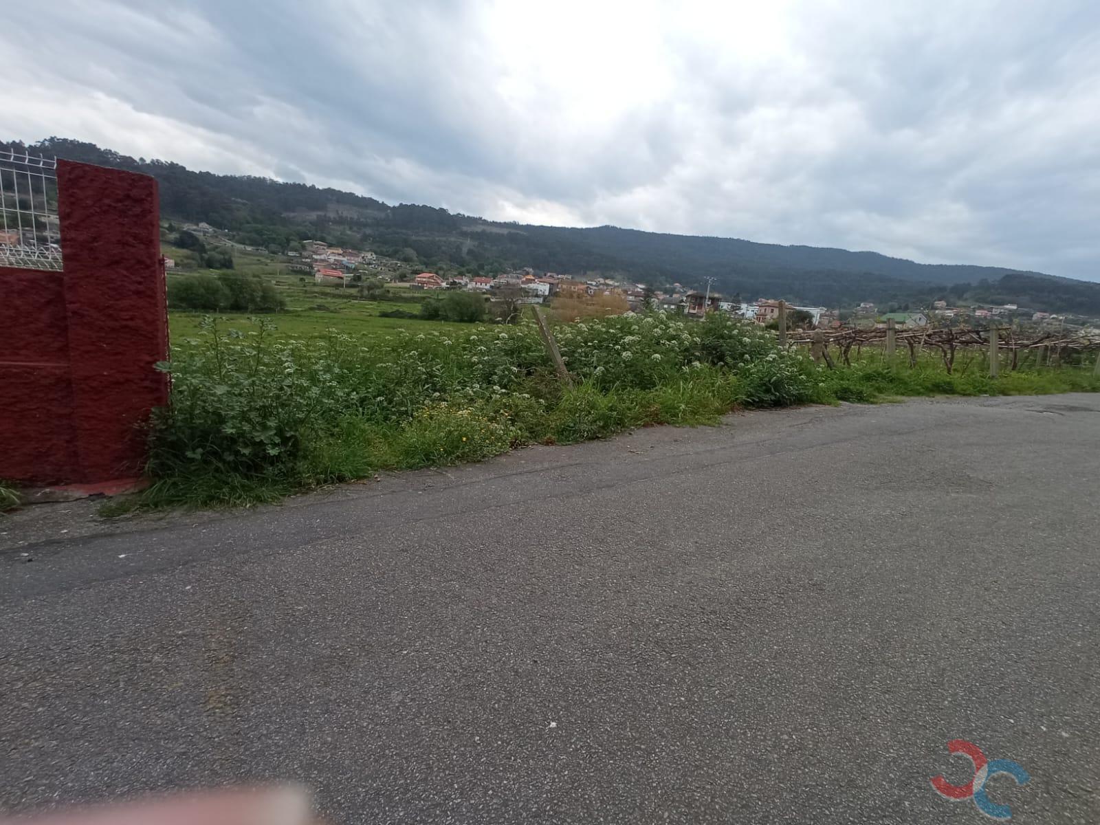 For sale of land in Marín