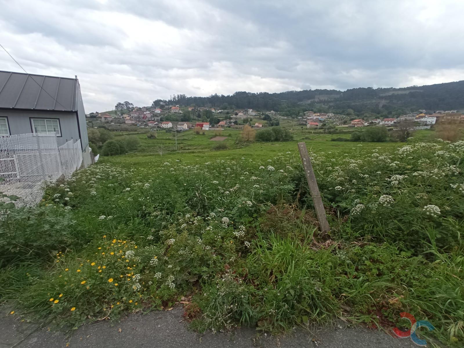 For sale of land in Marín
