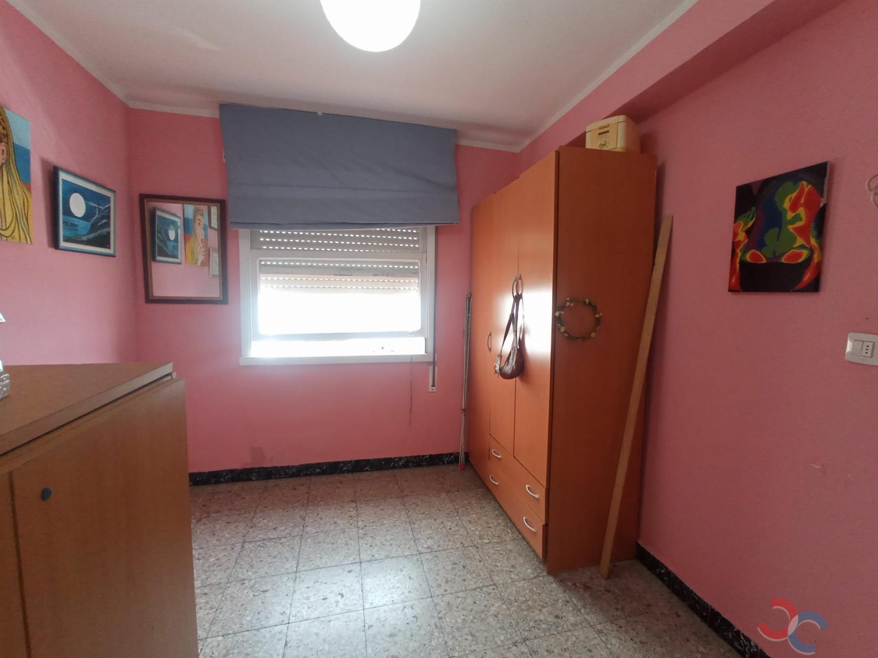 For sale of building in Marín