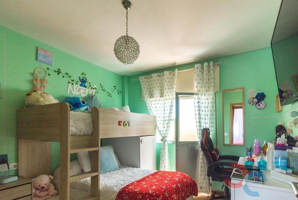 For sale of flat in Poio