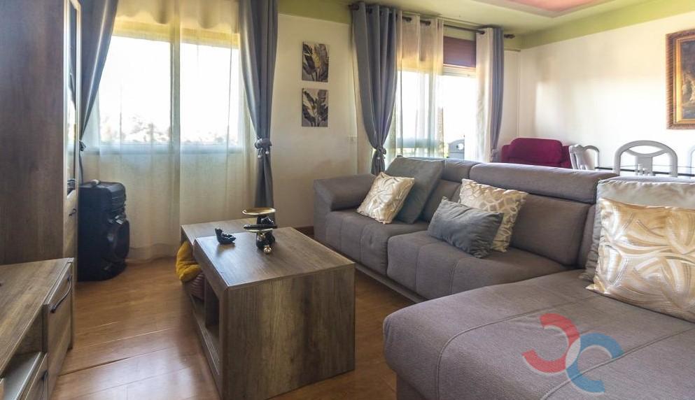 For sale of flat in Poio