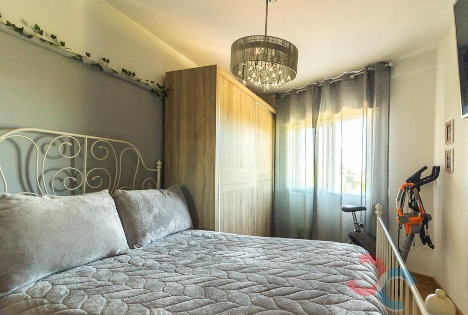For sale of flat in Poio