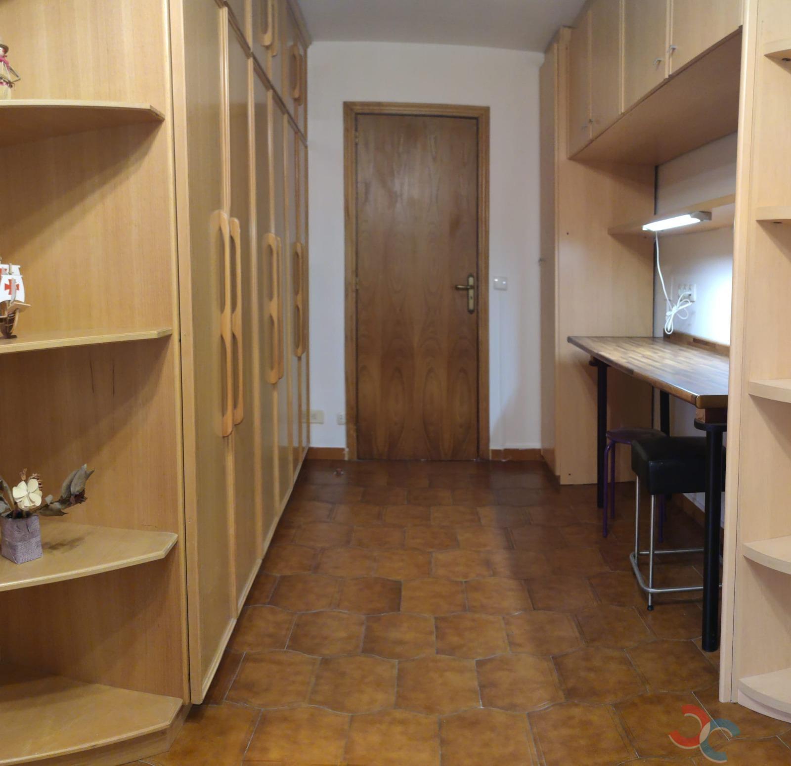 For sale of flat in Pontevedra