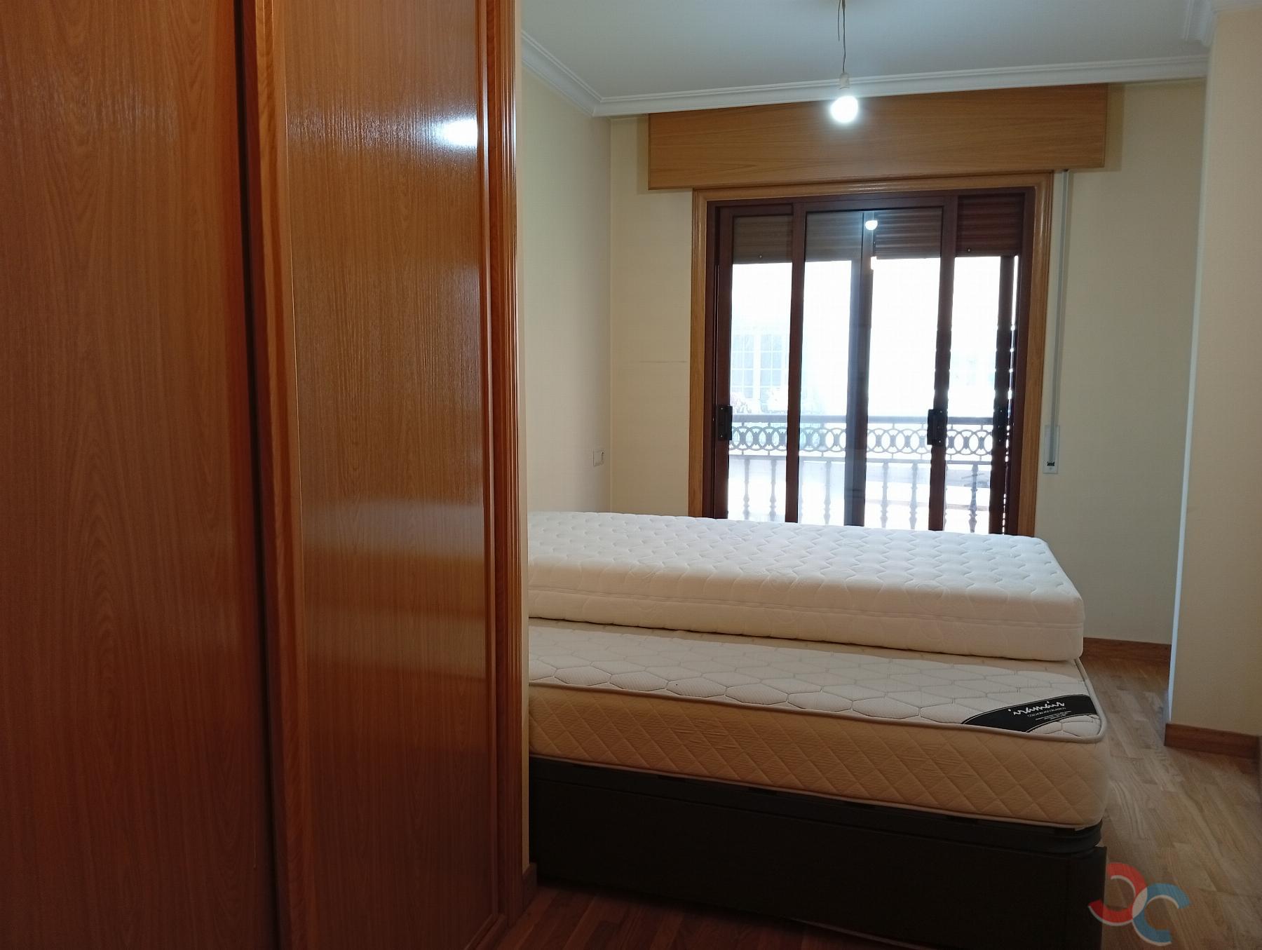 For sale of flat in Pontevedra