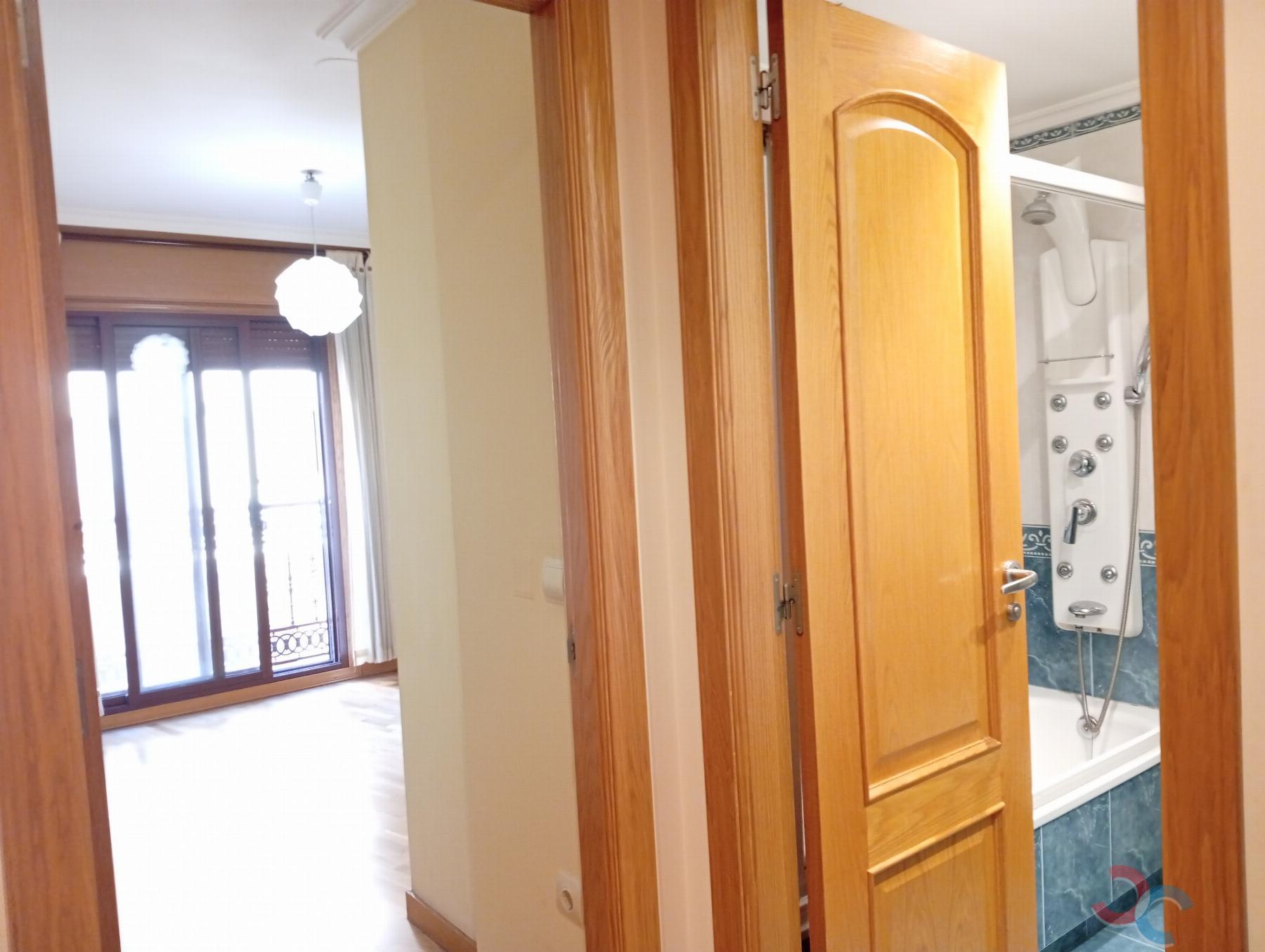 For sale of flat in Pontevedra