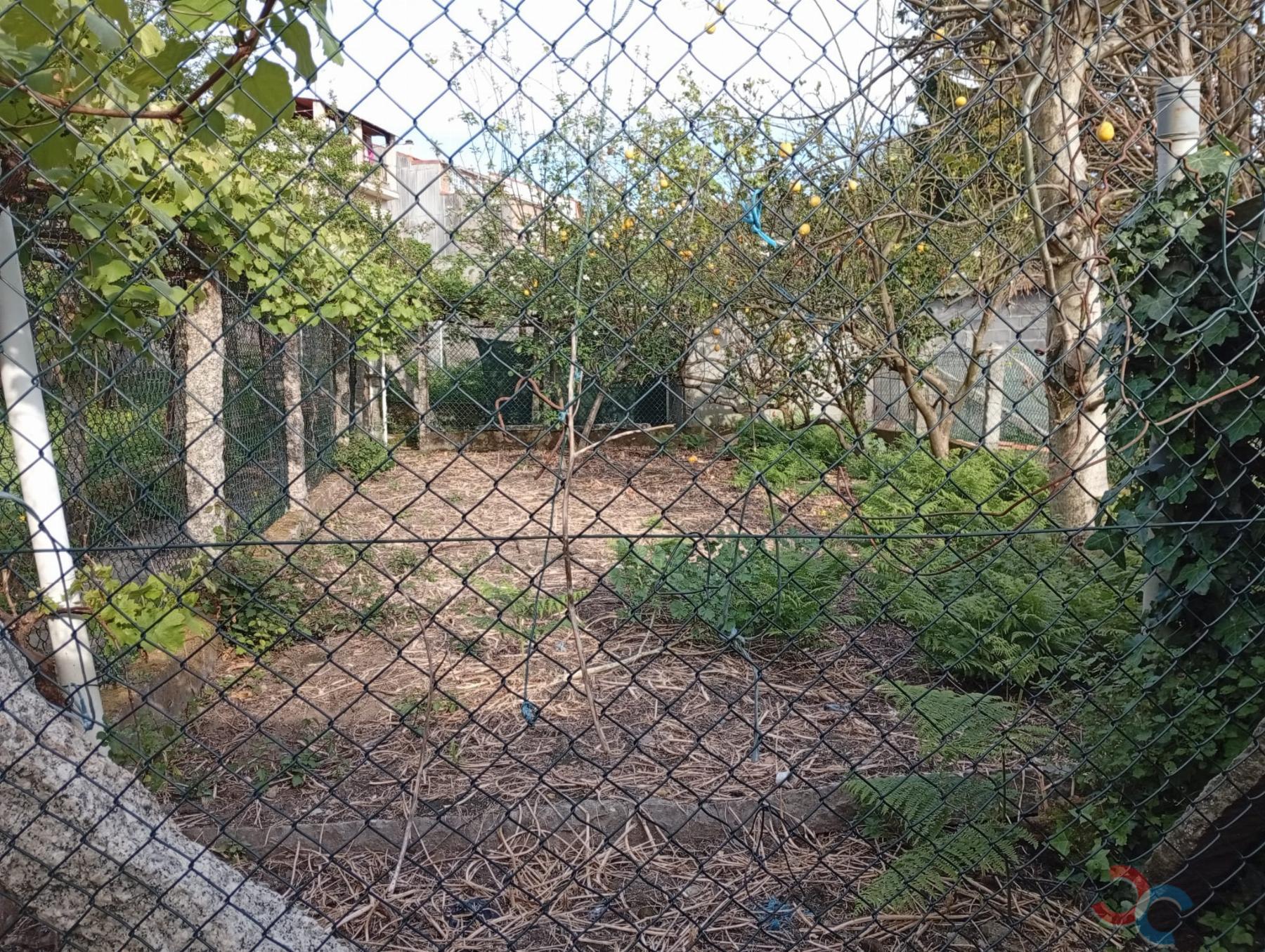 Venta de terreno en Marín